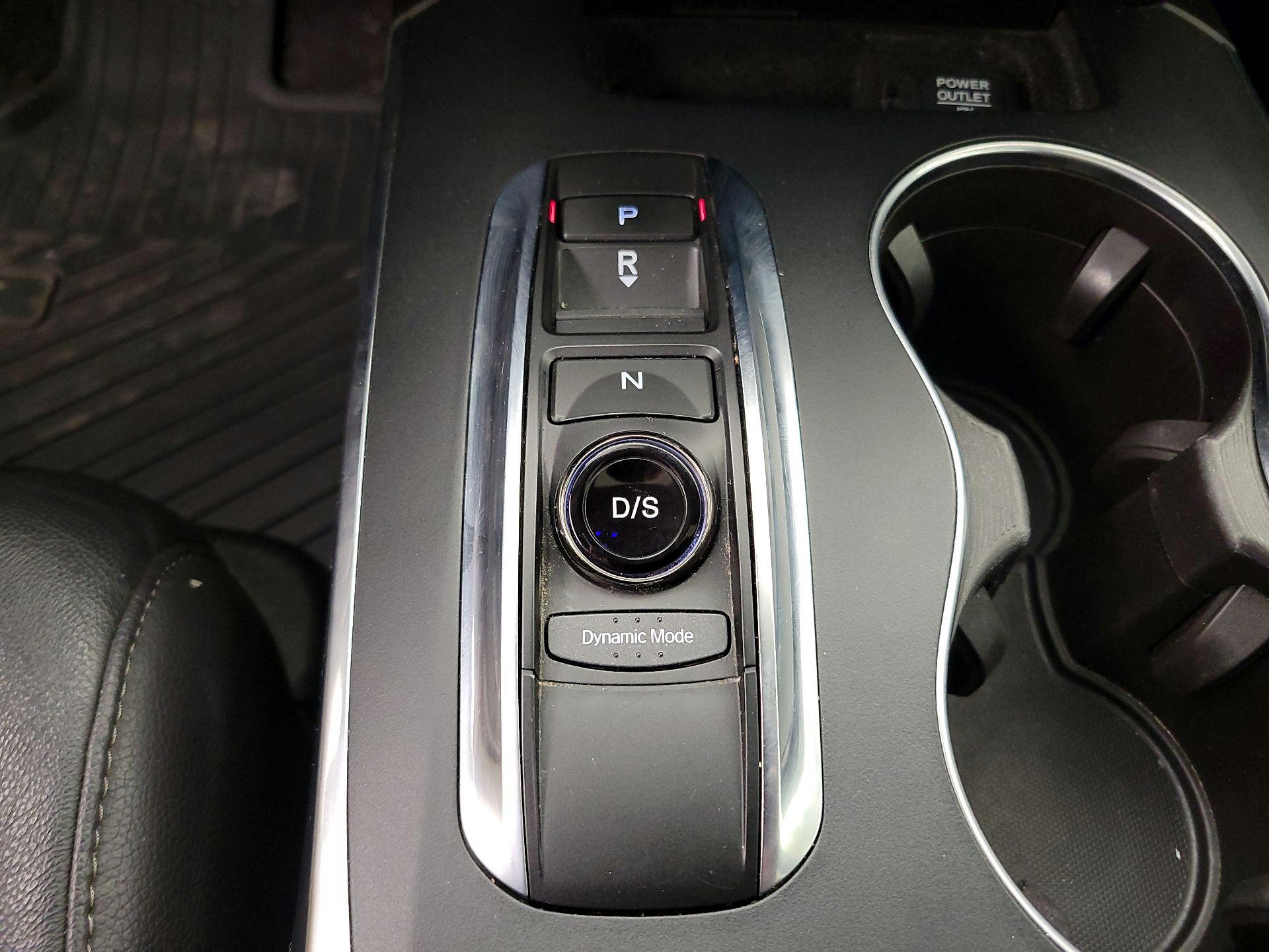 Thumbnail: 2017 Acura MDX - 17