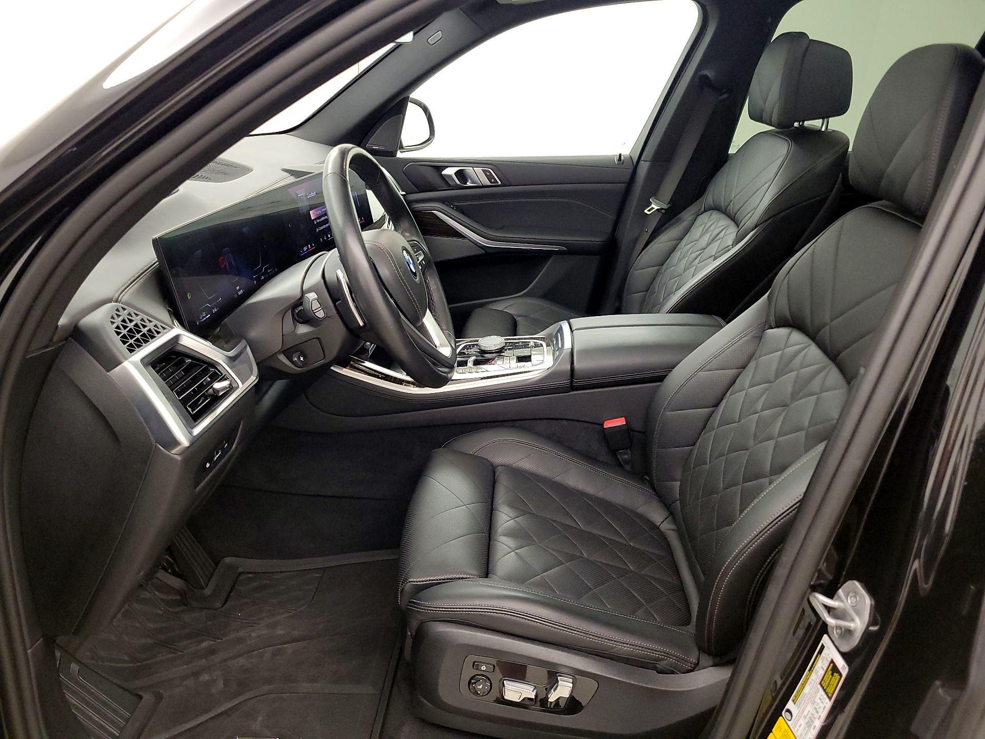 Thumbnail: 2024 BMW X5 - 11