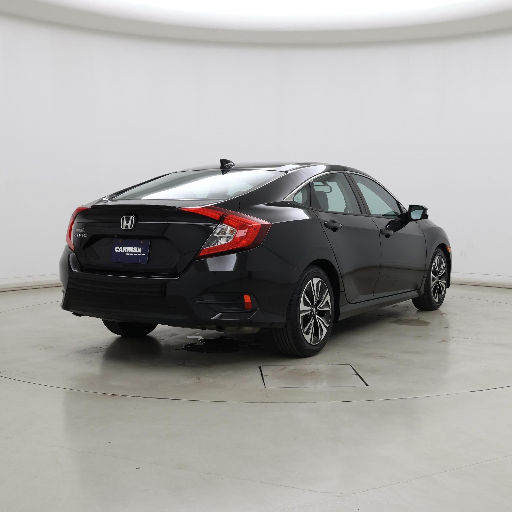 Thumbnail: 2017 Honda Civic - 8