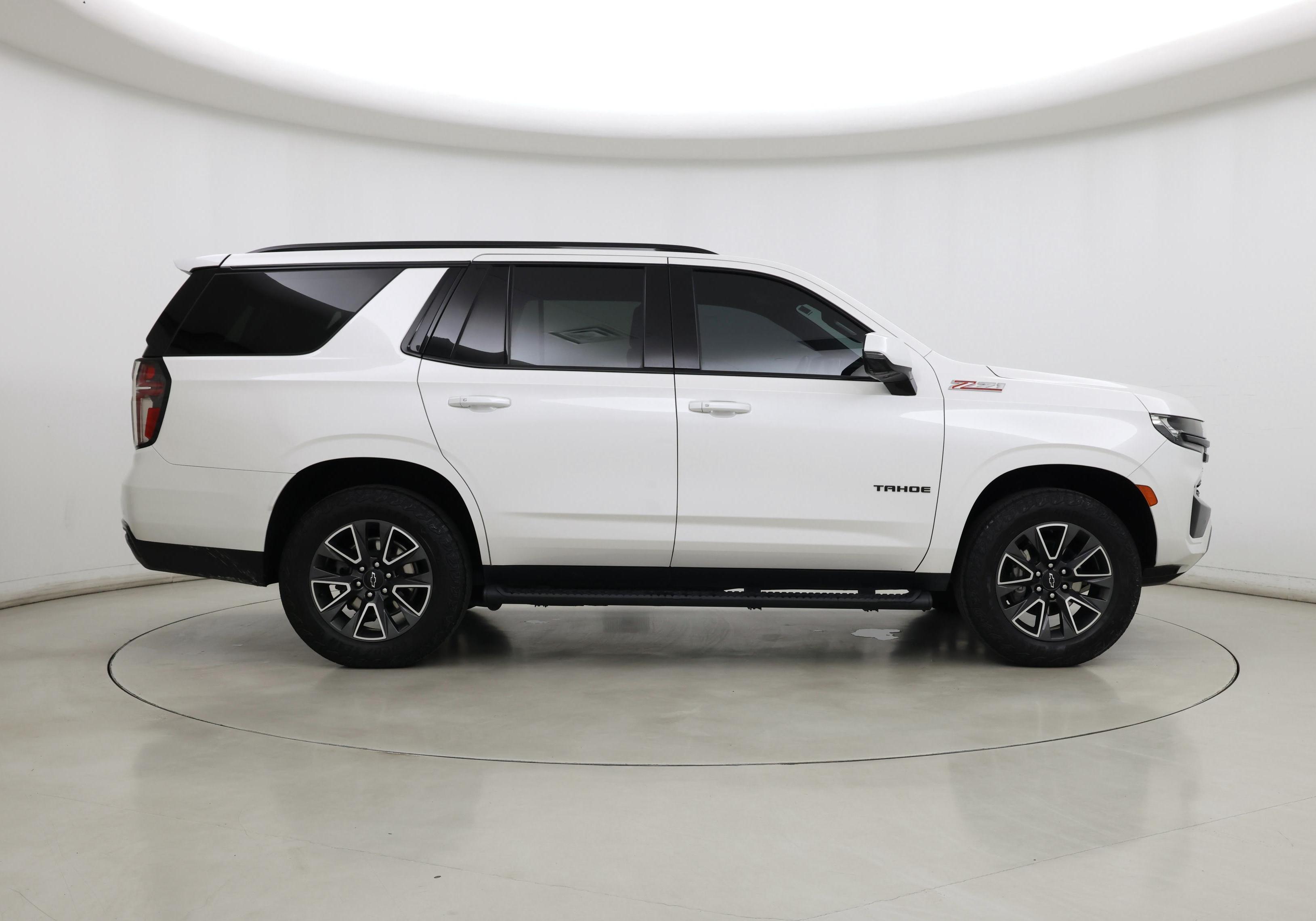 Thumbnail: 2023 Chevrolet Tahoe - 7