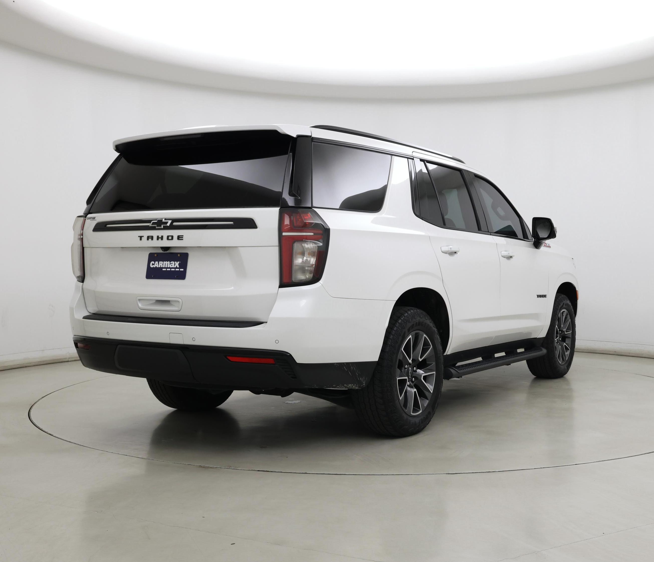 Thumbnail: 2023 Chevrolet Tahoe - 8