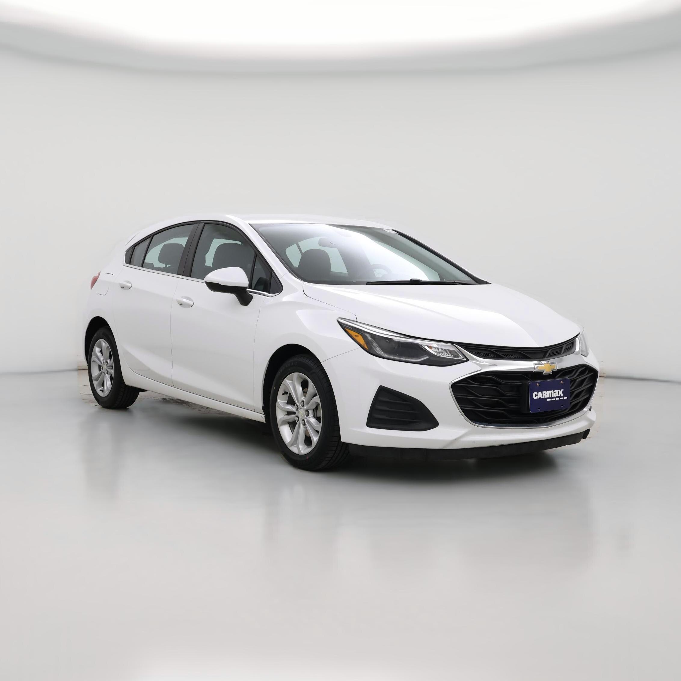 Thumbnail: 2019 Chevrolet Cruze - 1