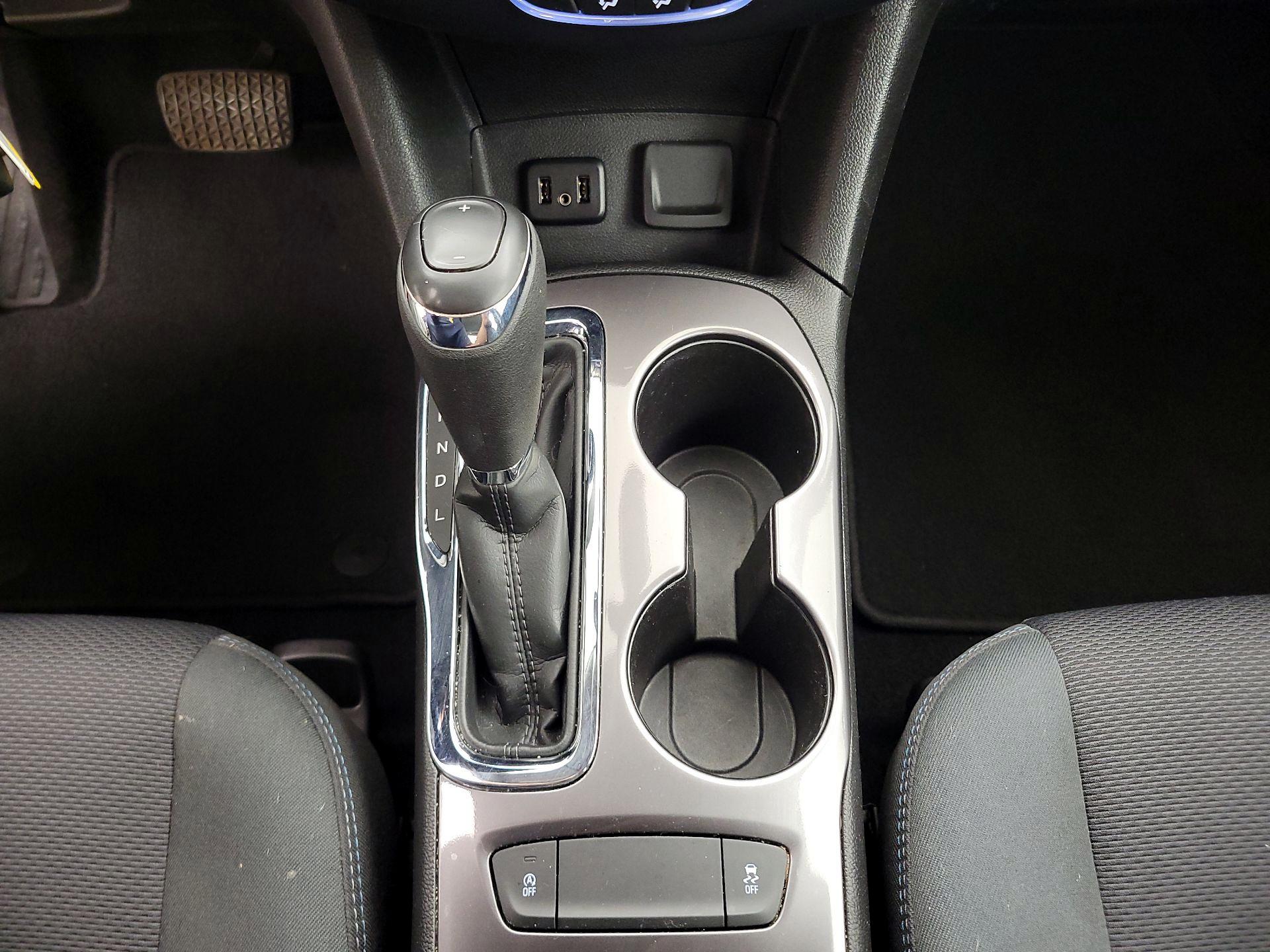 Thumbnail: 2019 Chevrolet Cruze - 17