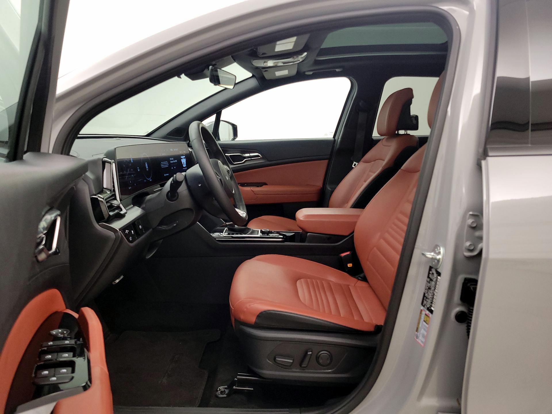 Thumbnail: 2025 Kia Sportage - 11