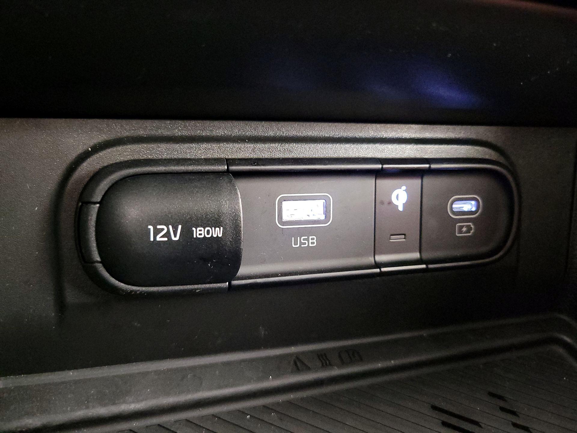 Thumbnail: 2025 Kia Sportage - 19