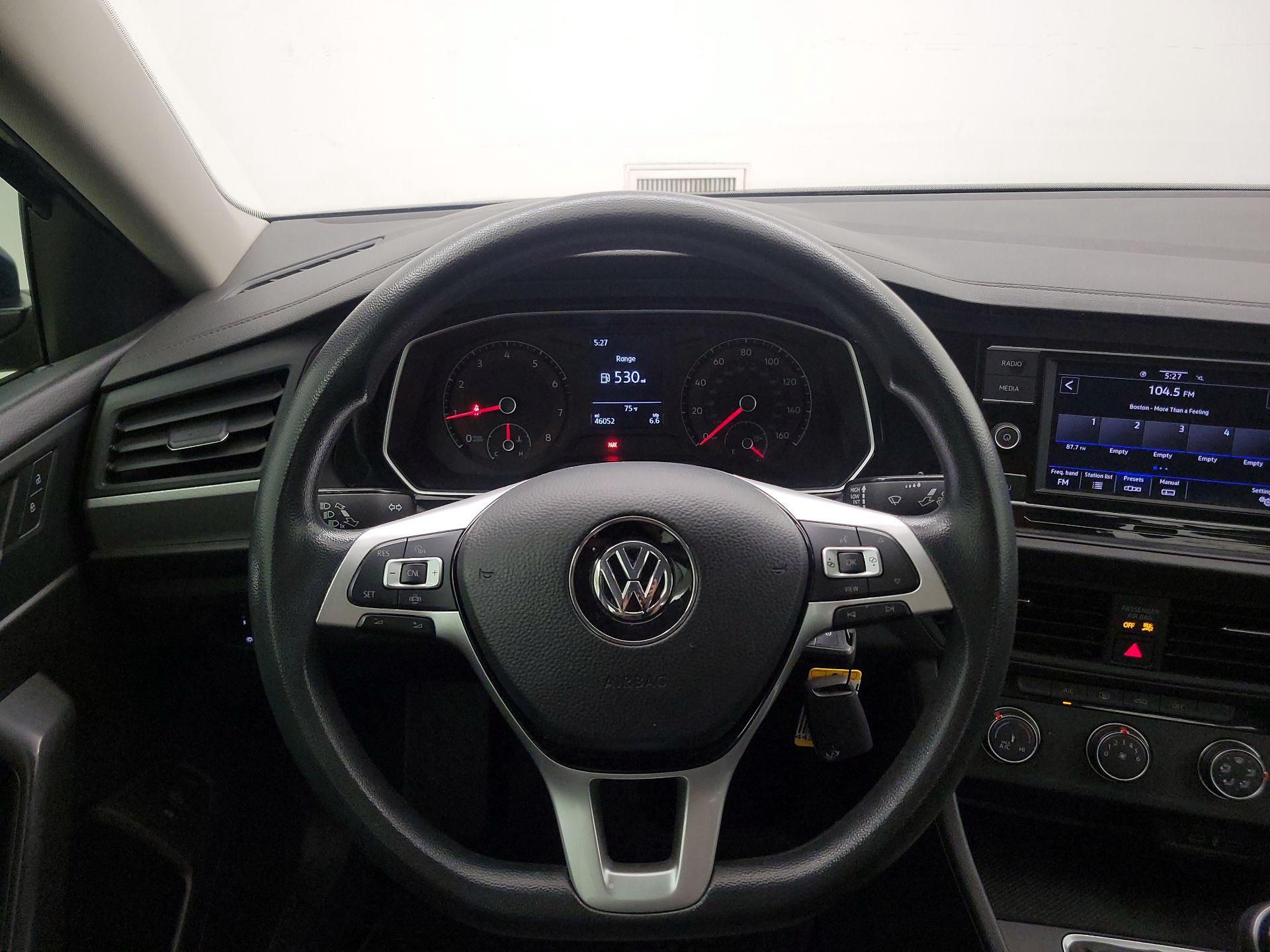 Thumbnail: 2020 Volkswagen Jetta - 10