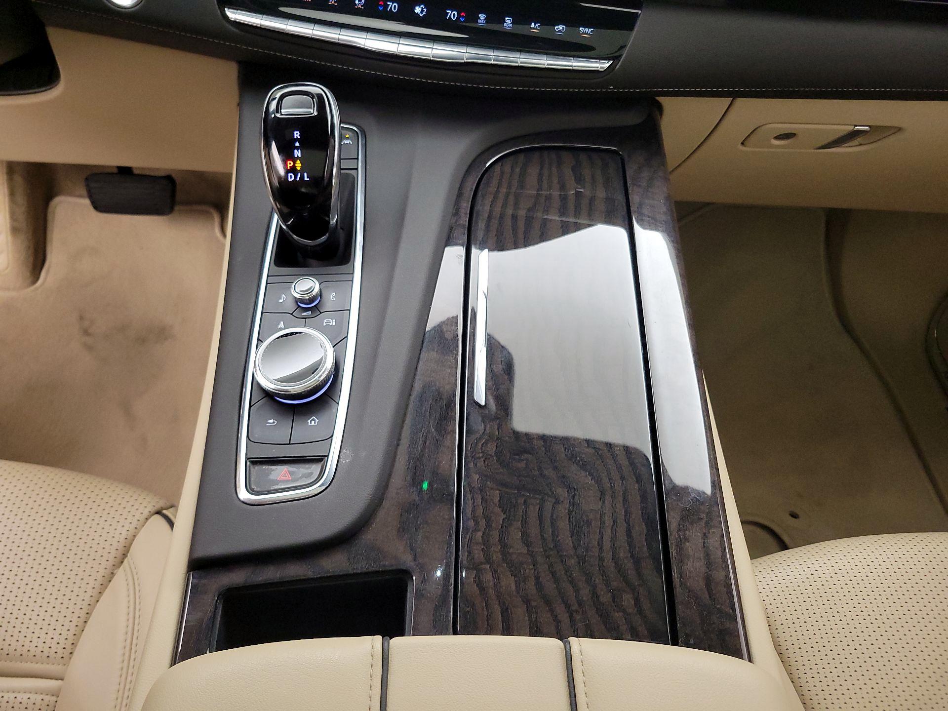 Thumbnail: 2023 Cadillac Escalade - 18