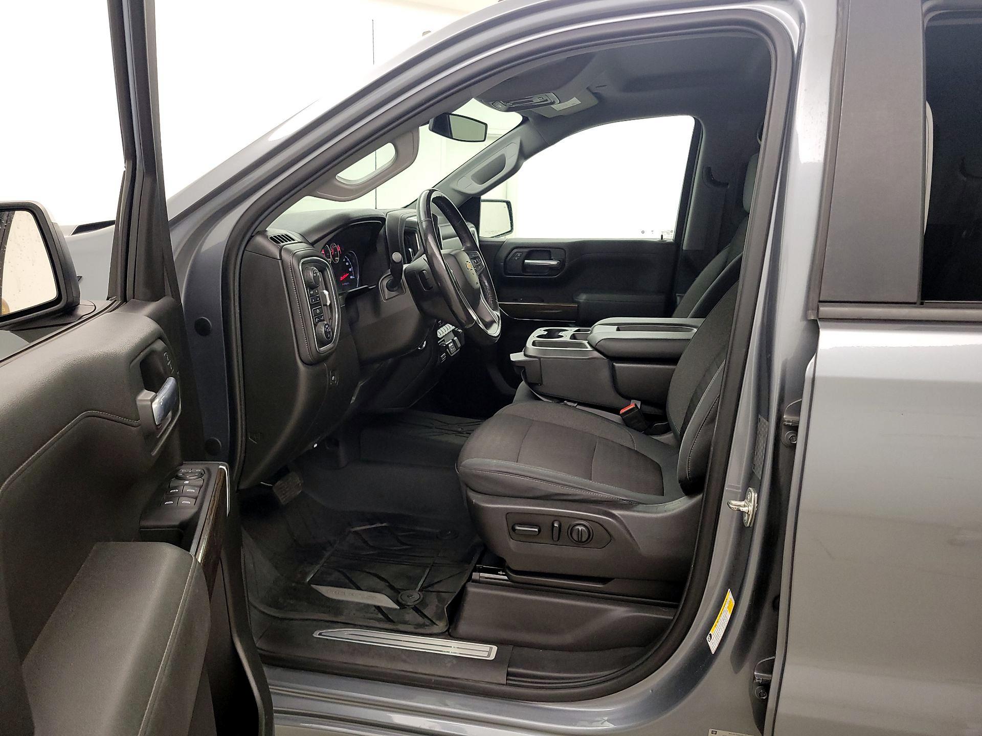 Thumbnail: 2019 Chevrolet Silverado 1500 - 11