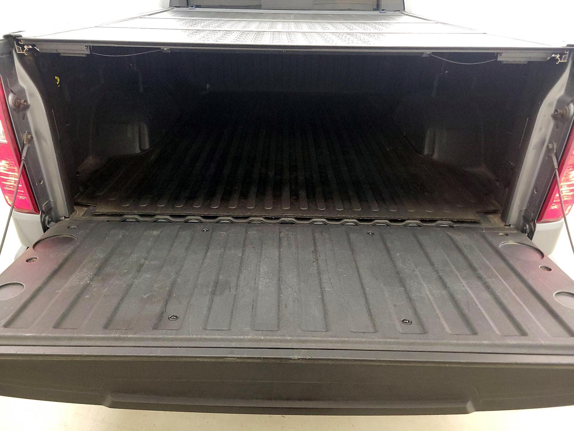 Thumbnail: 2019 Chevrolet Silverado 1500 - 20