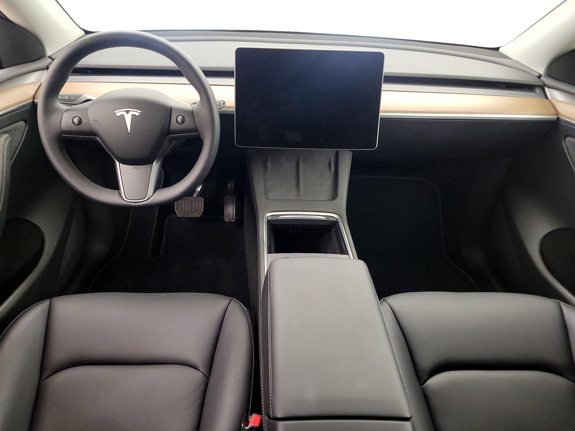 Thumbnail: 2023 Tesla Model Y - 9
