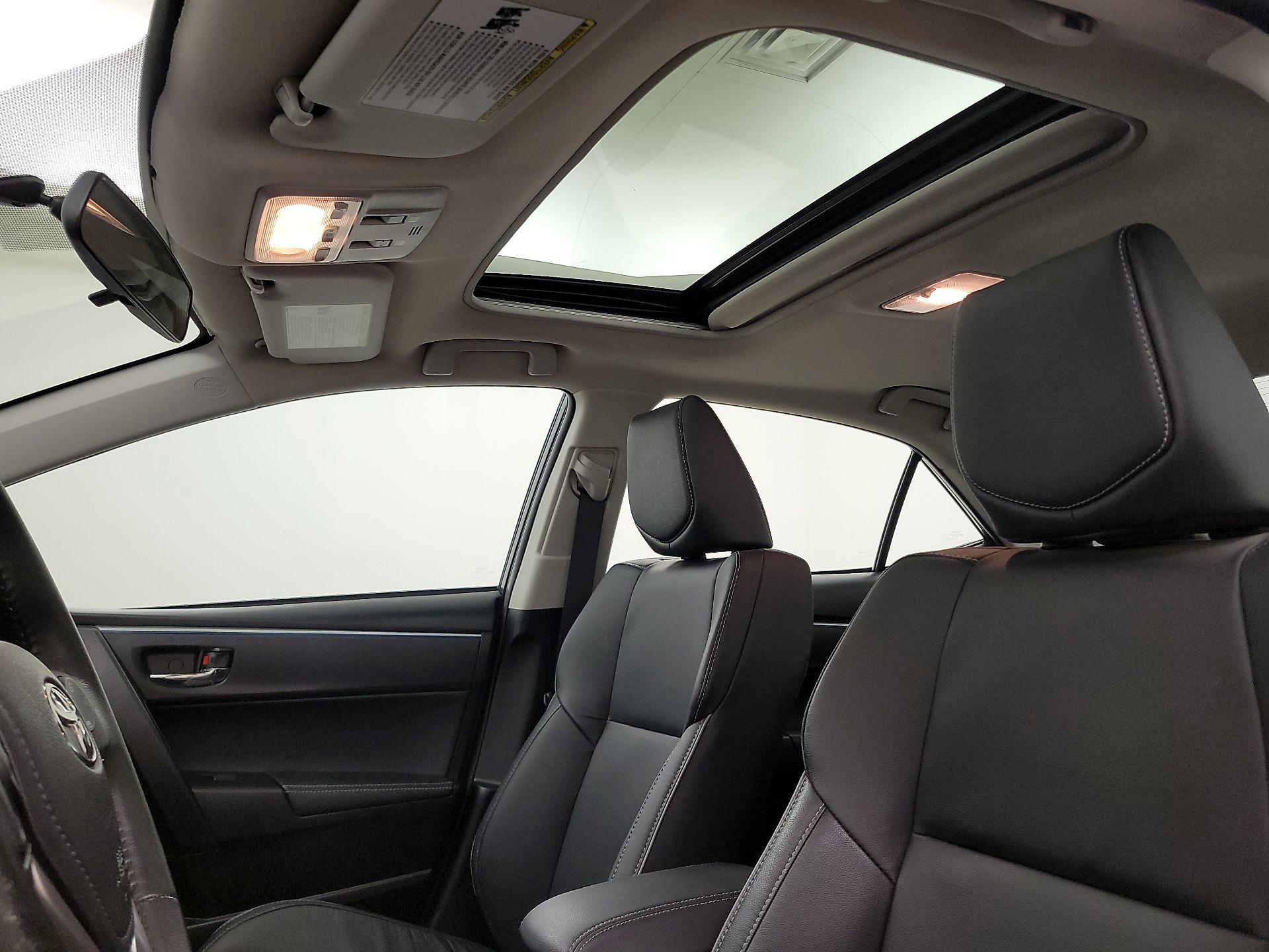 Thumbnail: 2015 Toyota Corolla - 20