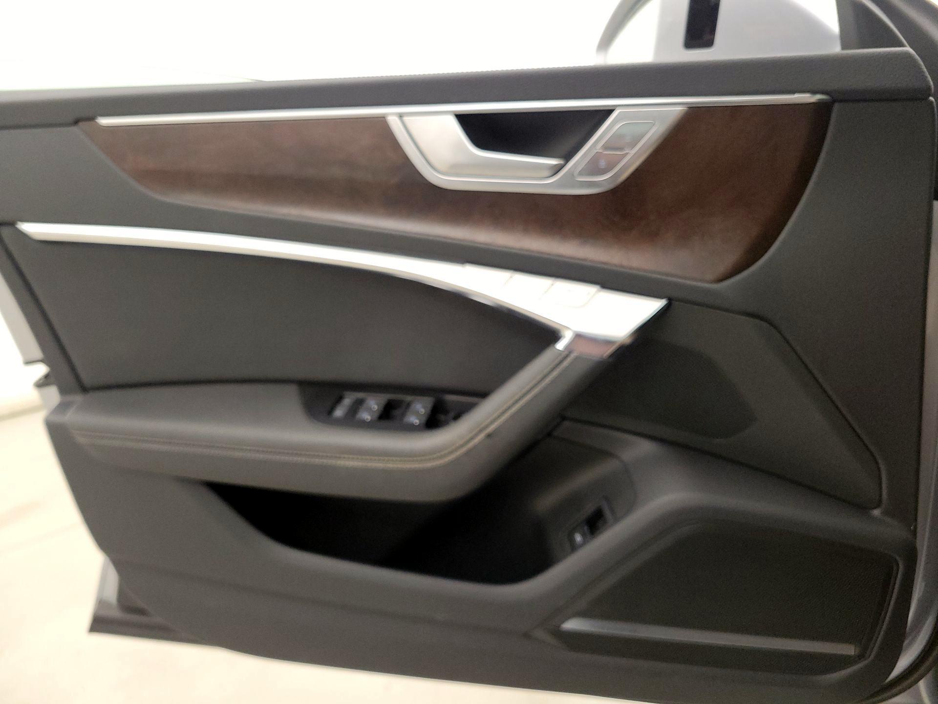 Thumbnail: 2019 Audi A7 - 12