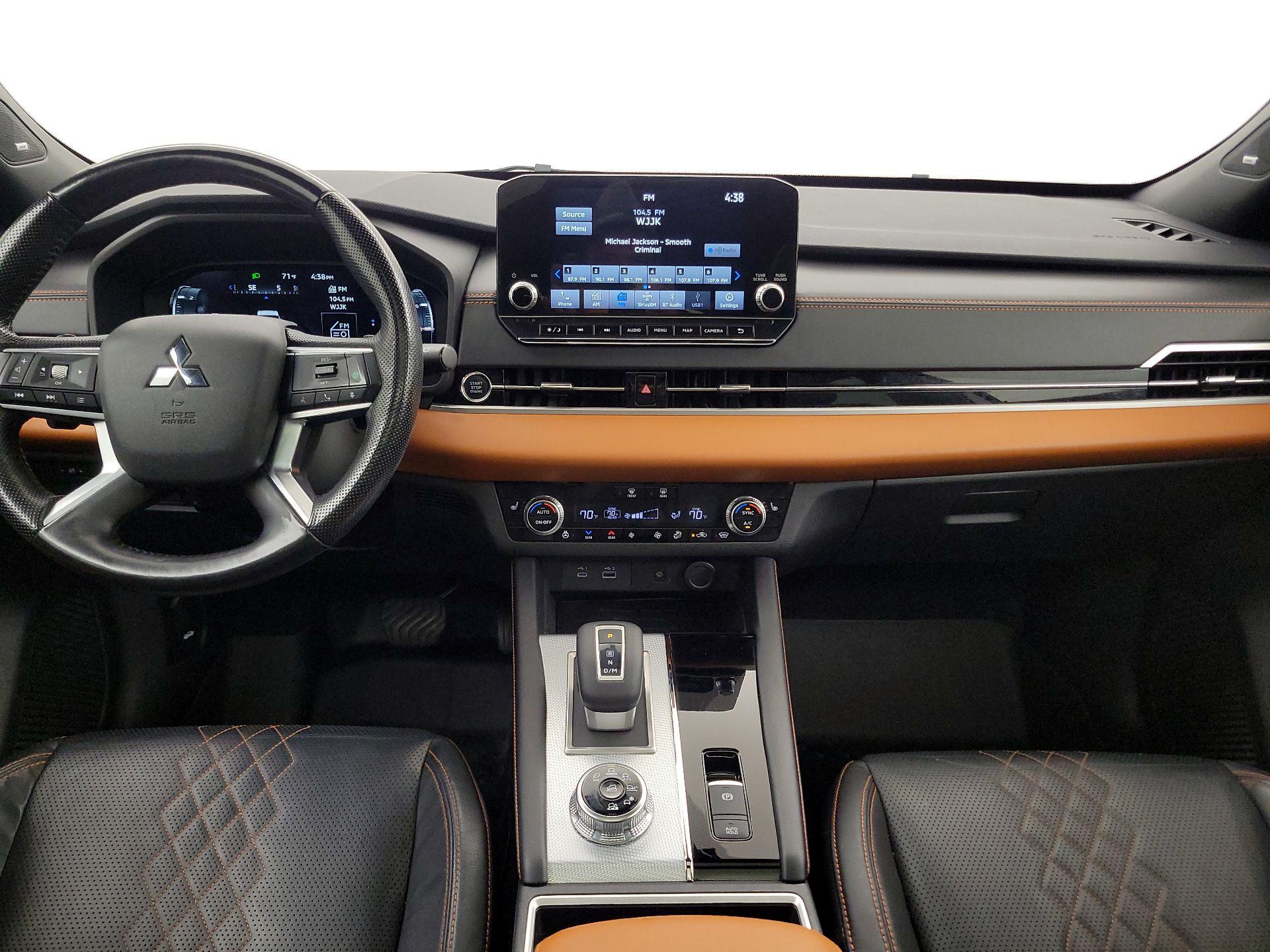 Thumbnail: 2022 Mitsubishi Outlander - 9
