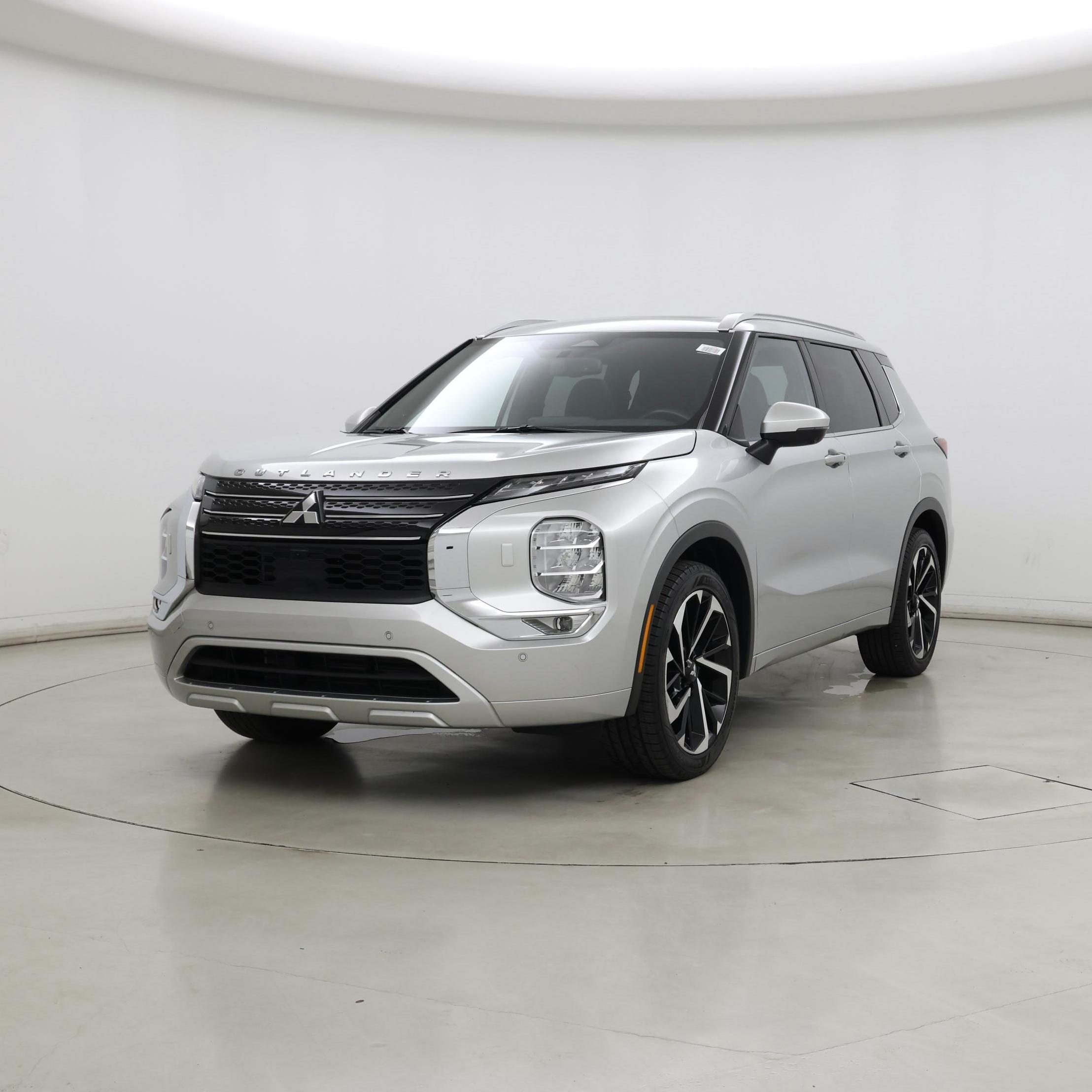 Thumbnail: 2022 Mitsubishi Outlander - 4