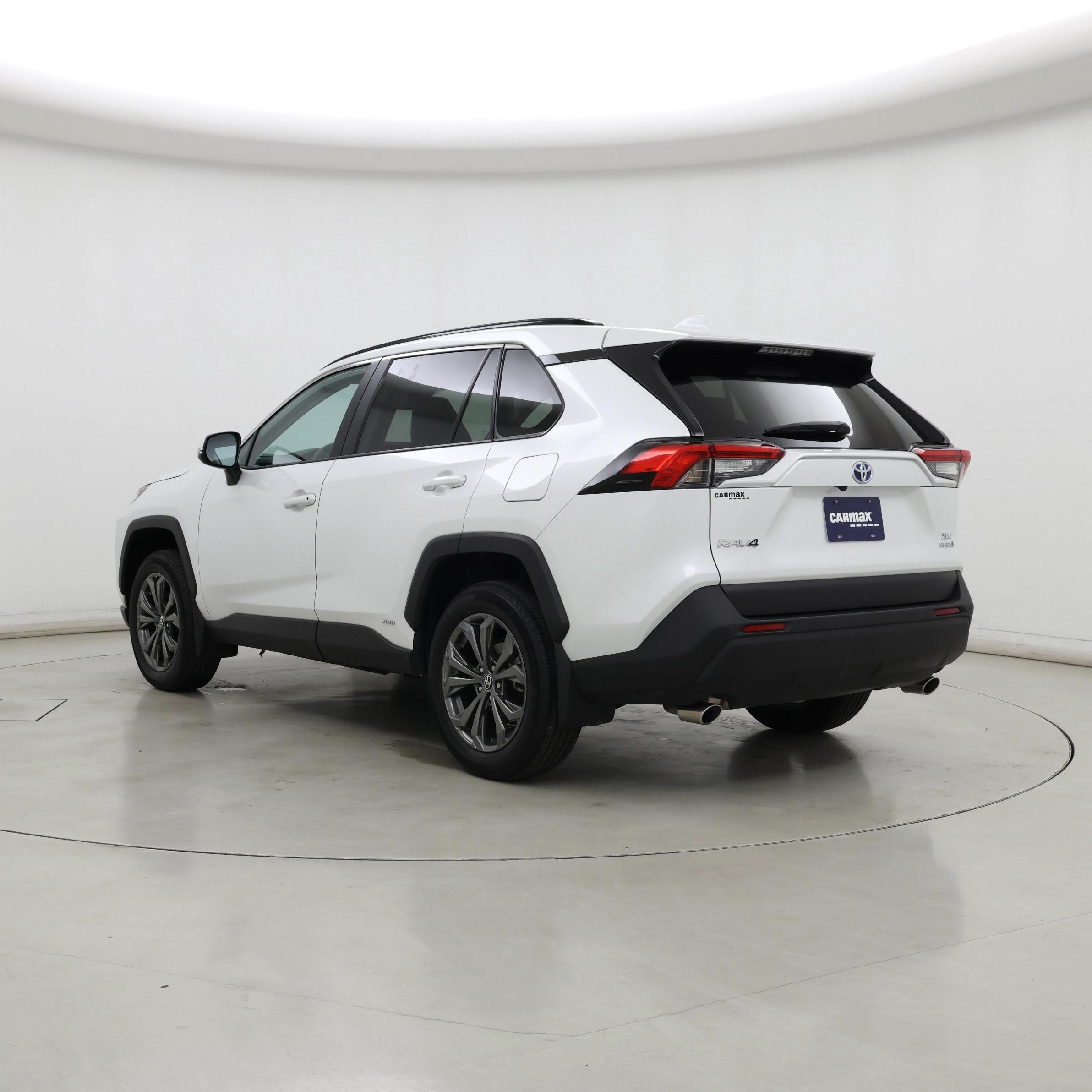 Thumbnail: 2024 Toyota RAV4 - 2