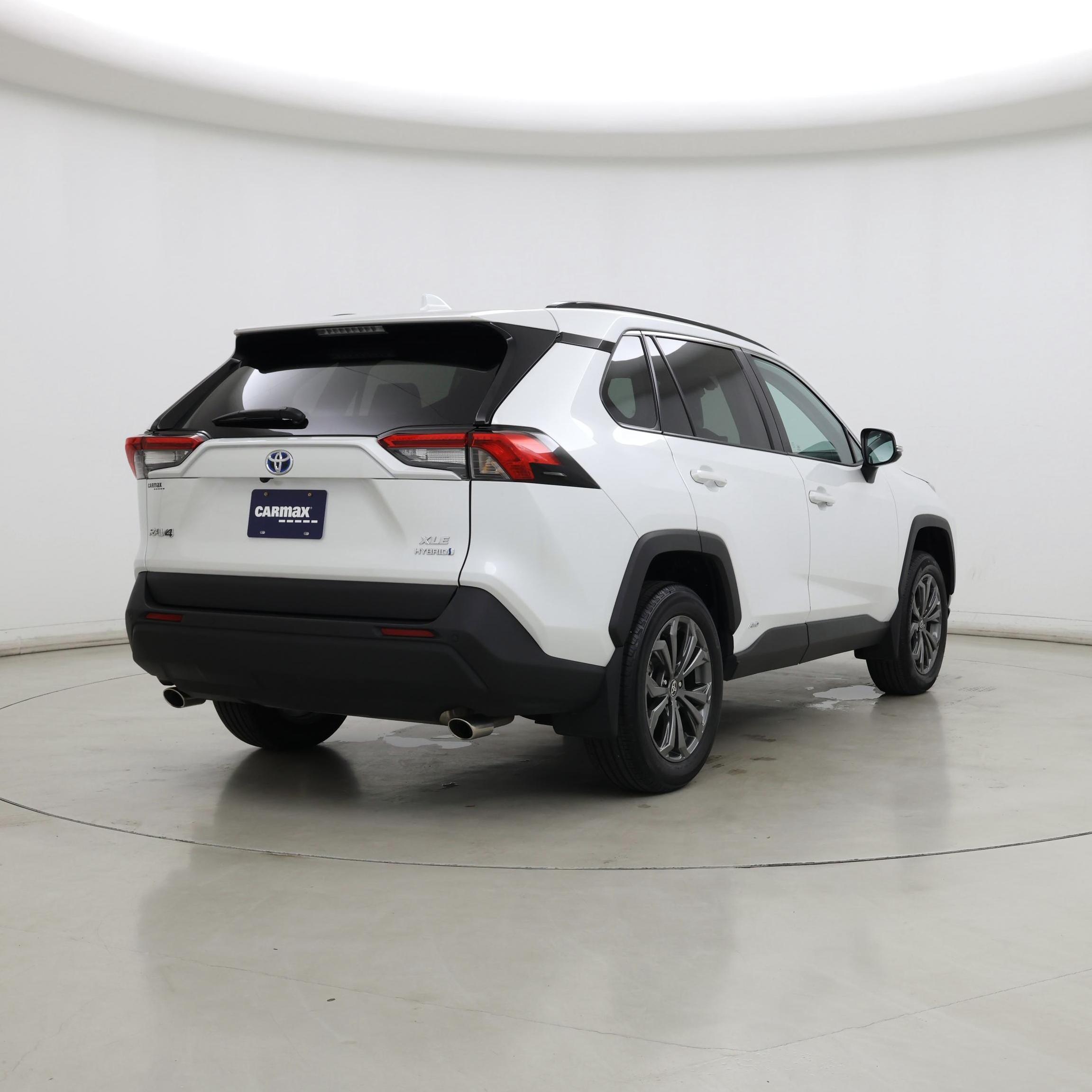 Thumbnail: 2024 Toyota RAV4 - 8
