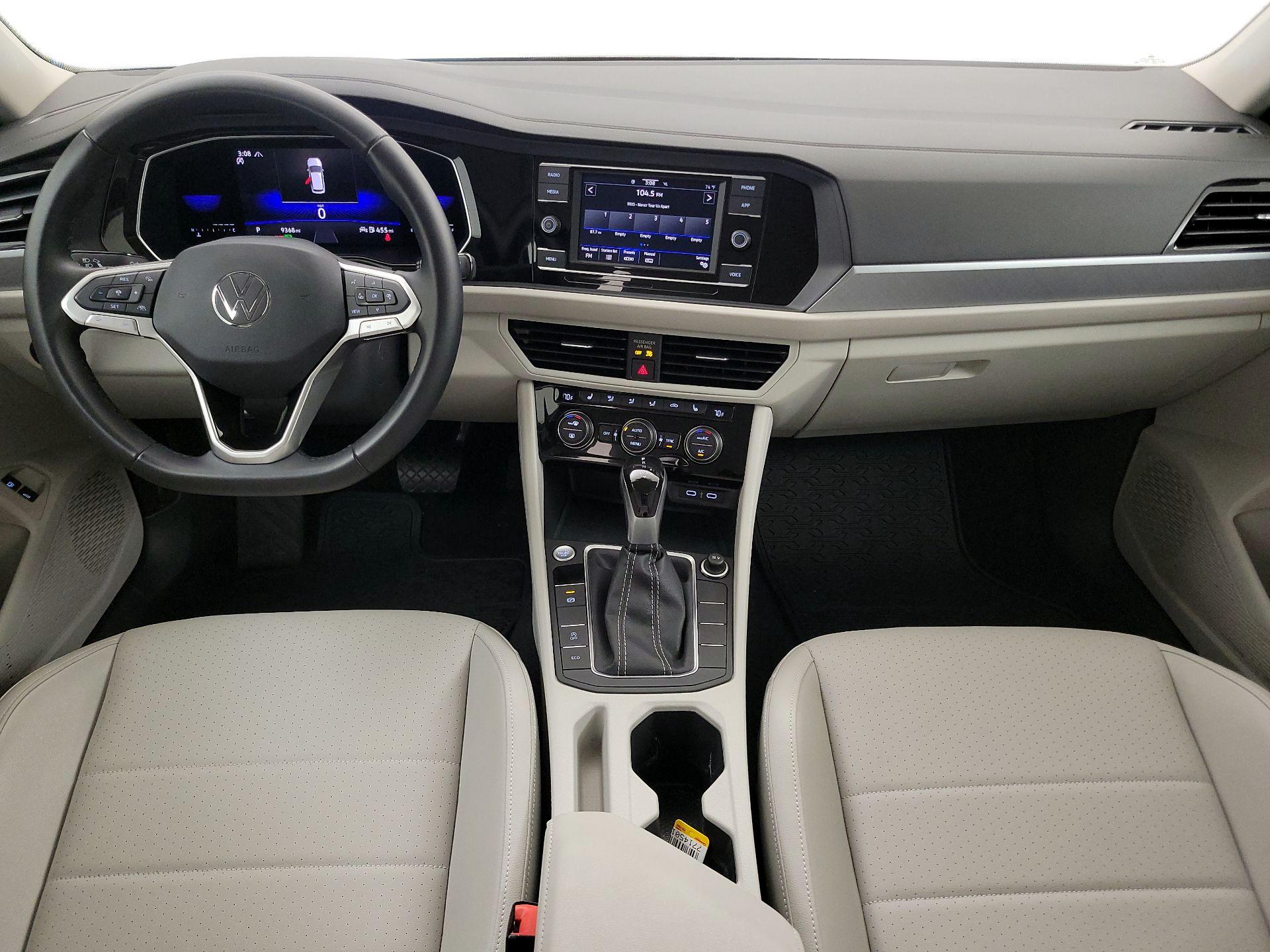 Thumbnail: 2023 Volkswagen Jetta - 9