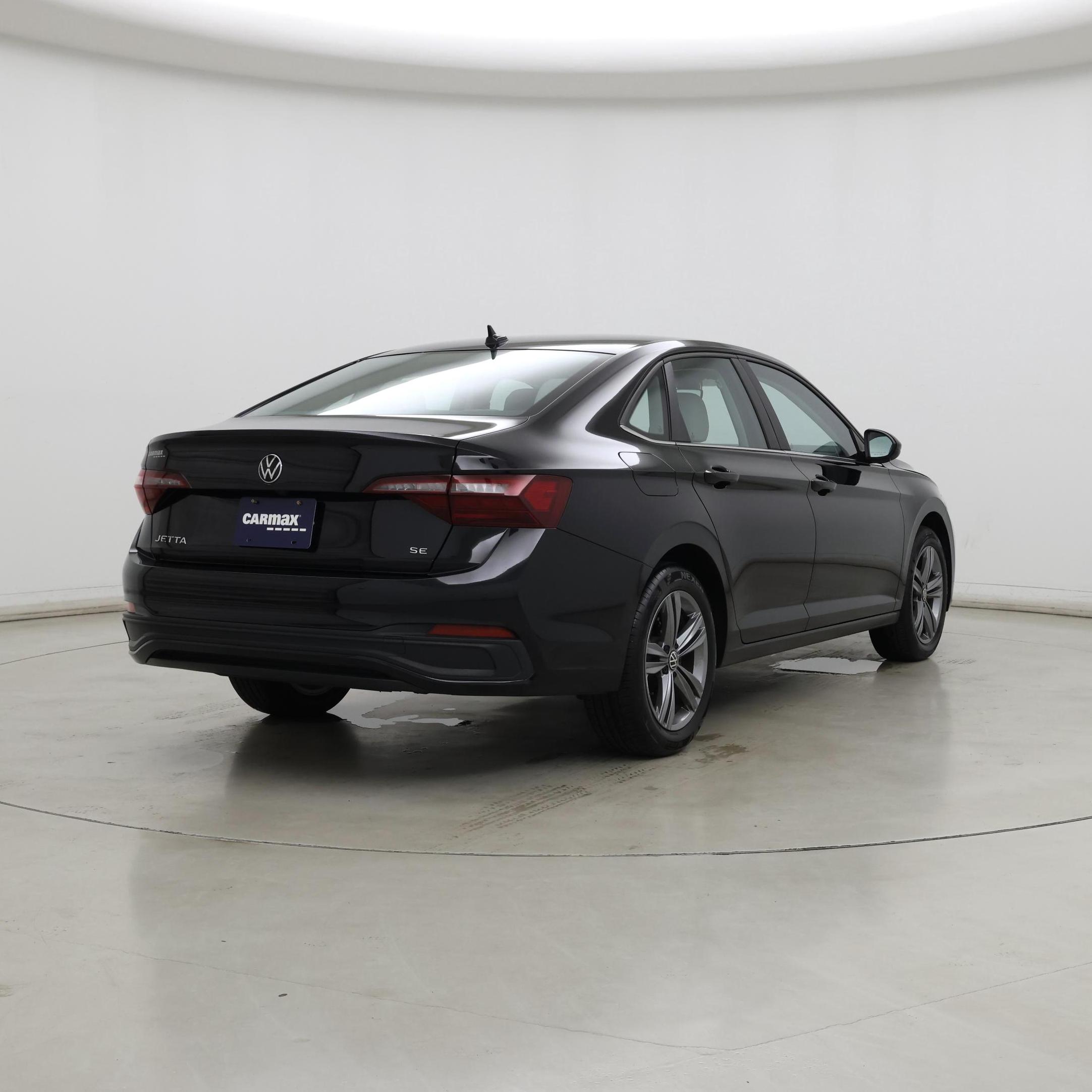 Thumbnail: 2023 Volkswagen Jetta - 8