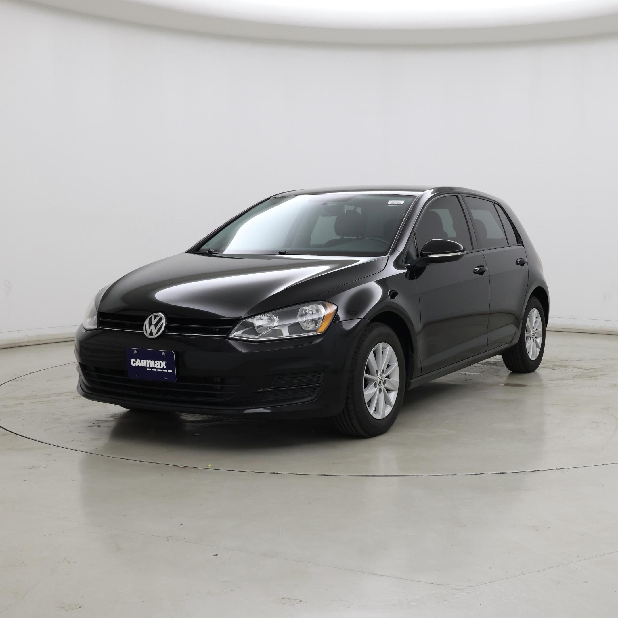 Thumbnail: 2017 Volkswagen Golf - 4