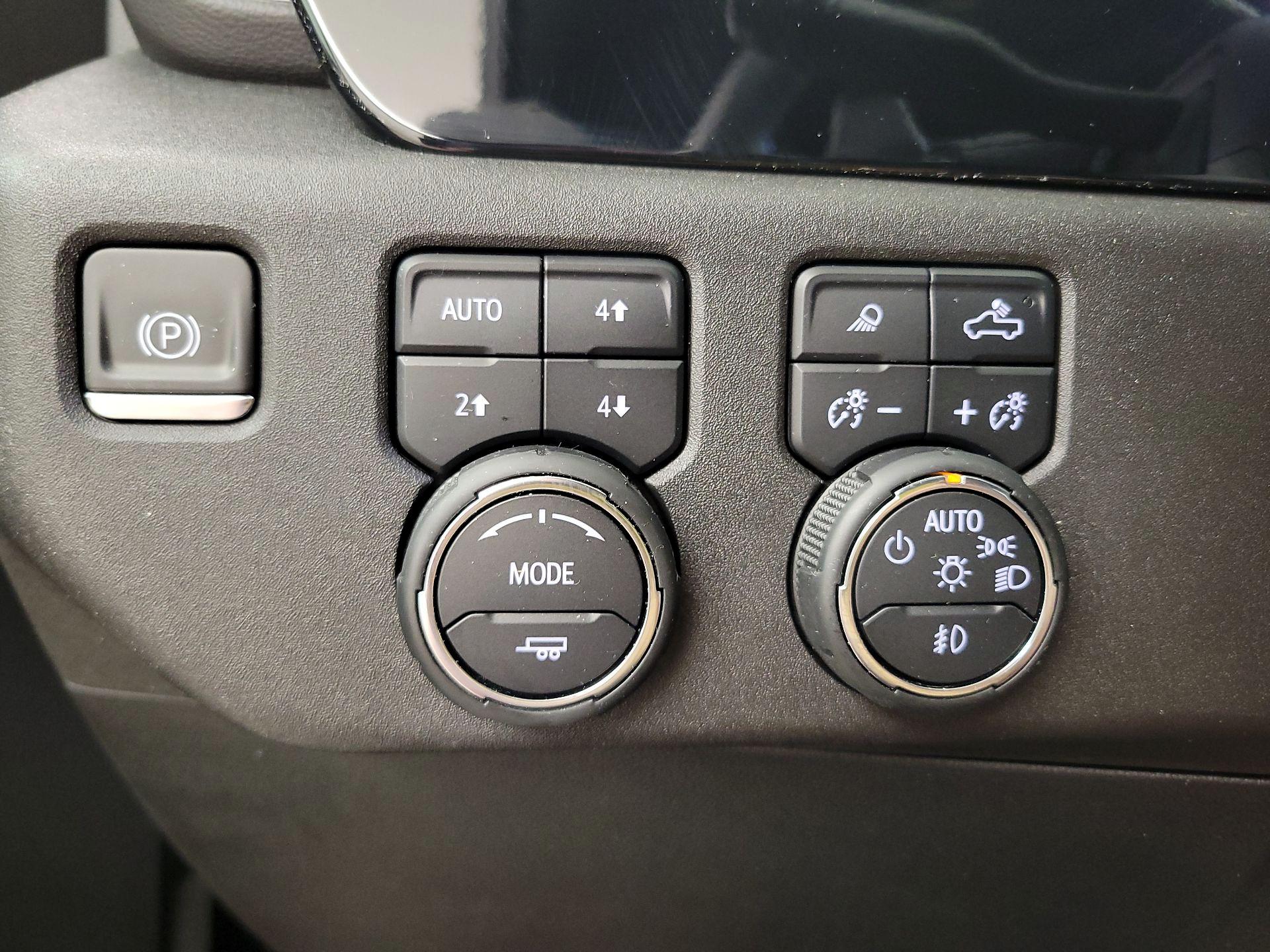 Thumbnail: 2024 Chevrolet Silverado 1500 - 13