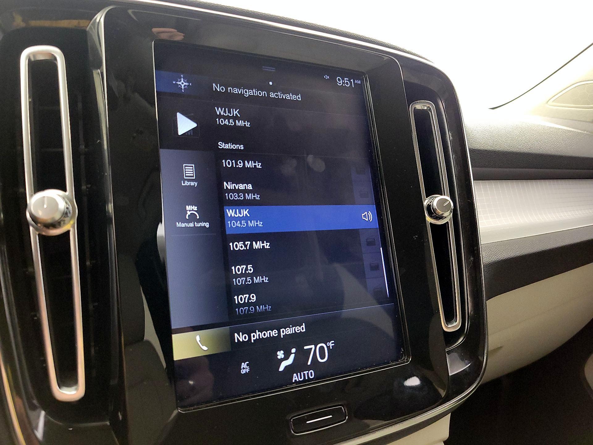 Thumbnail: 2020 Volvo XC40 - 15