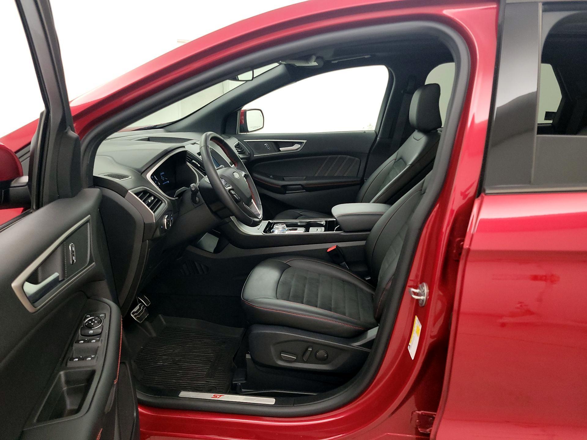 Thumbnail: 2020 Ford Edge - 11