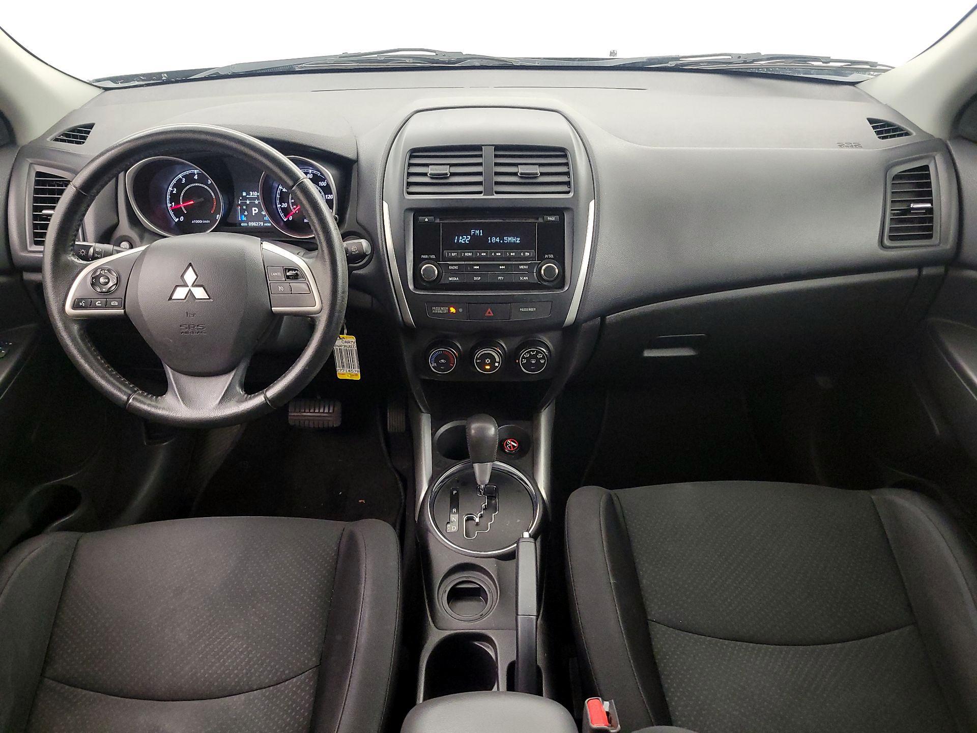 Thumbnail: 2014 Mitsubishi Outlander Sport - 9
