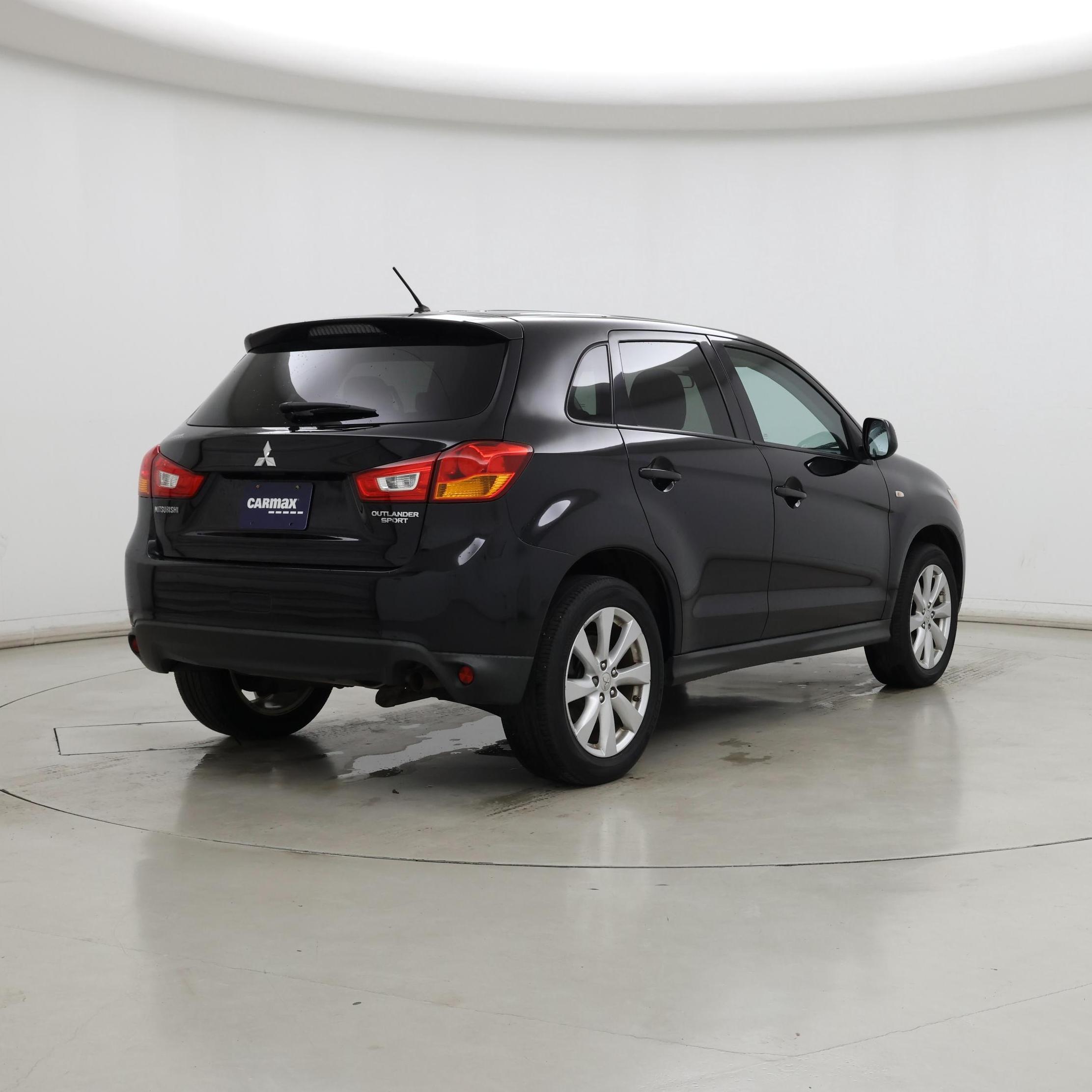 Thumbnail: 2014 Mitsubishi Outlander Sport - 8