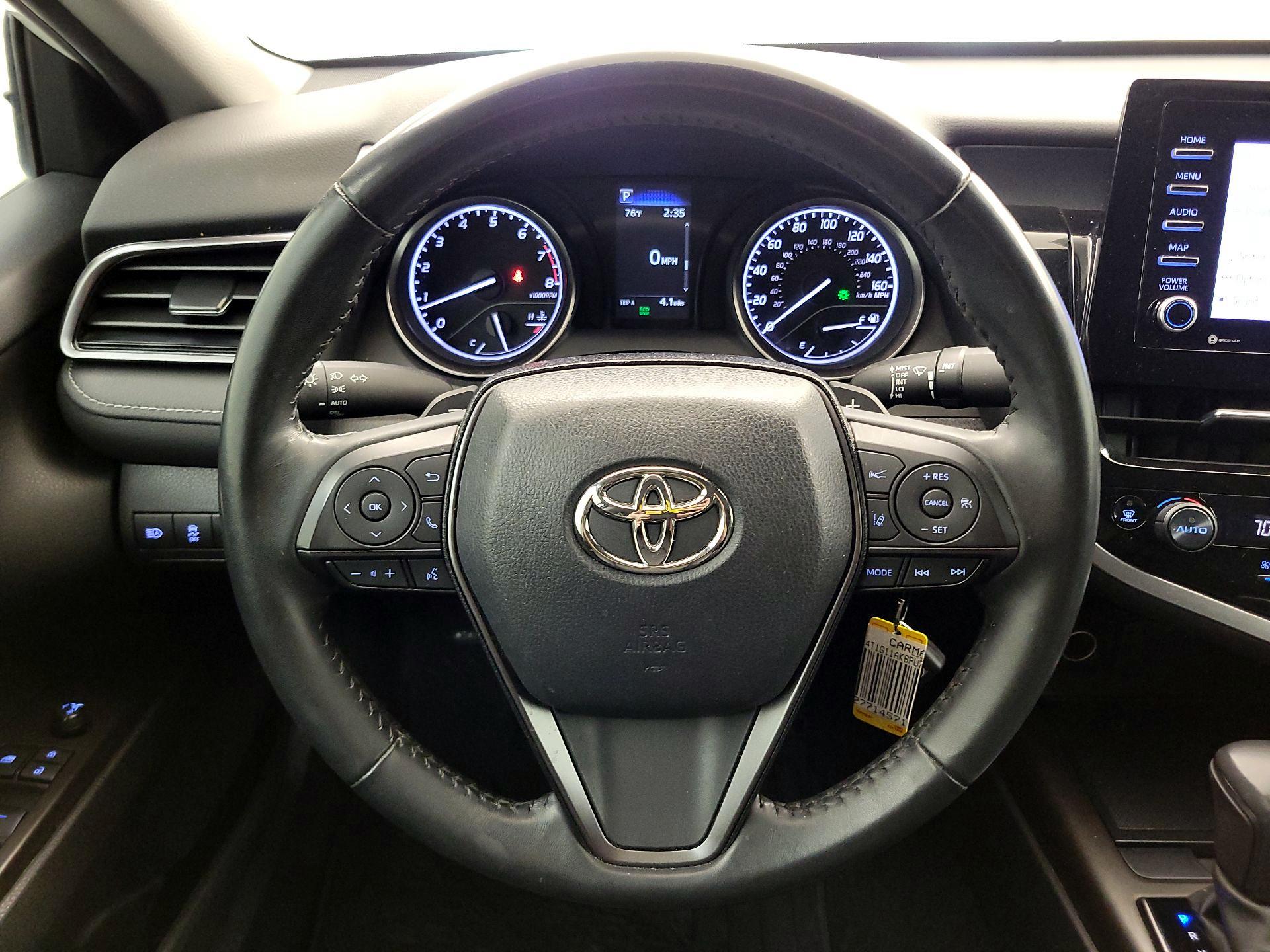 Thumbnail: 2023 Toyota Camry - 10
