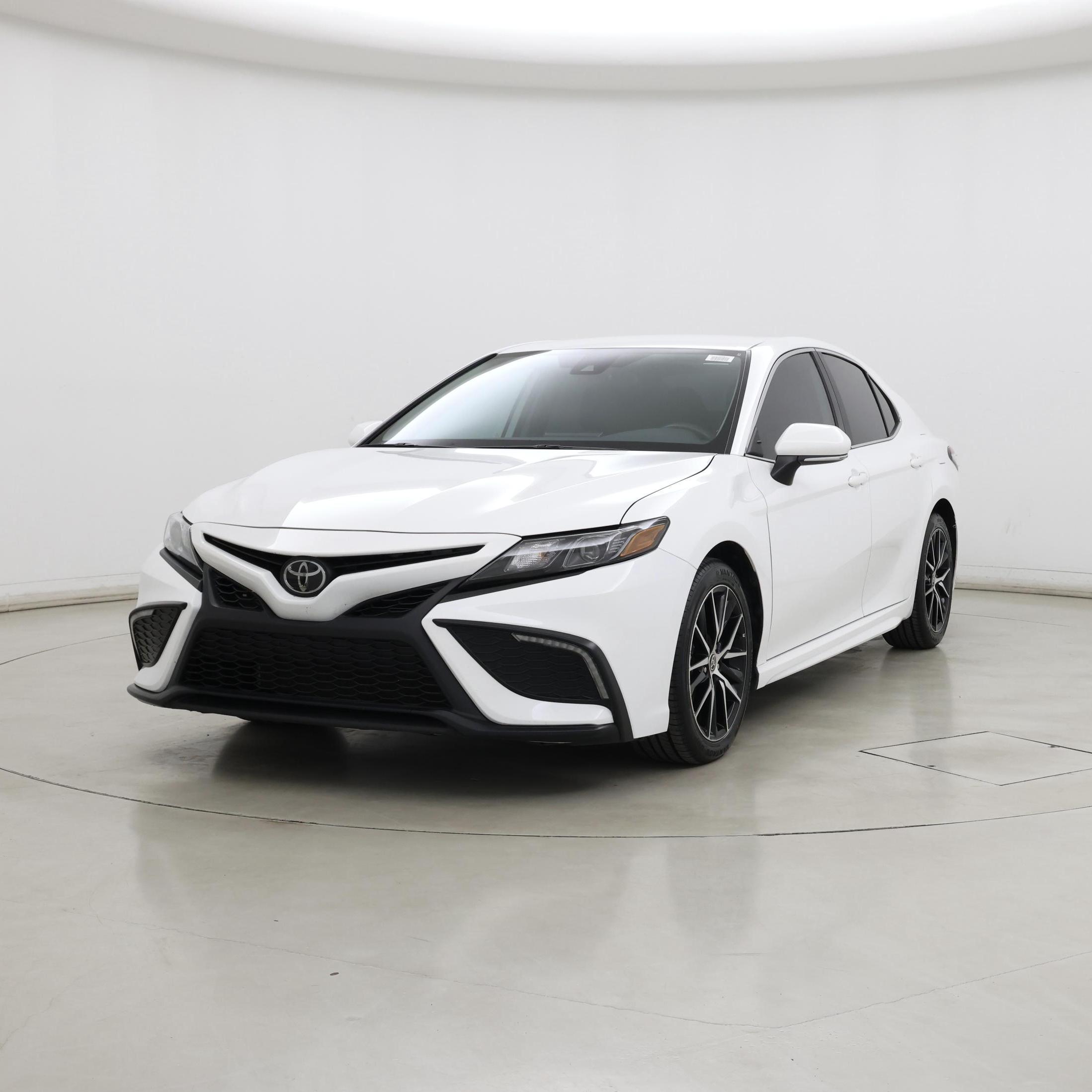 Thumbnail: 2023 Toyota Camry - 4