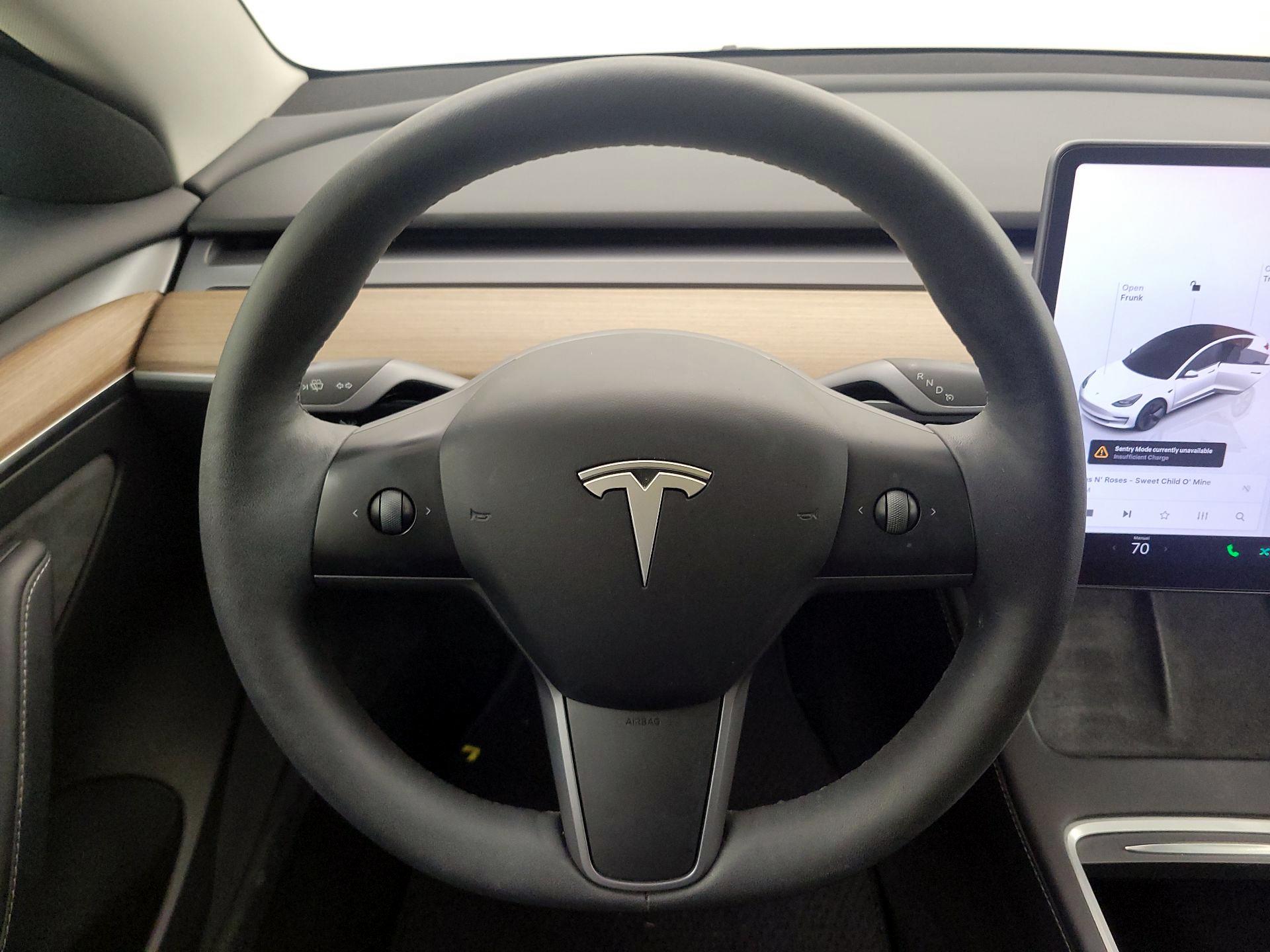 Thumbnail: 2023 Tesla Model 3 - 10