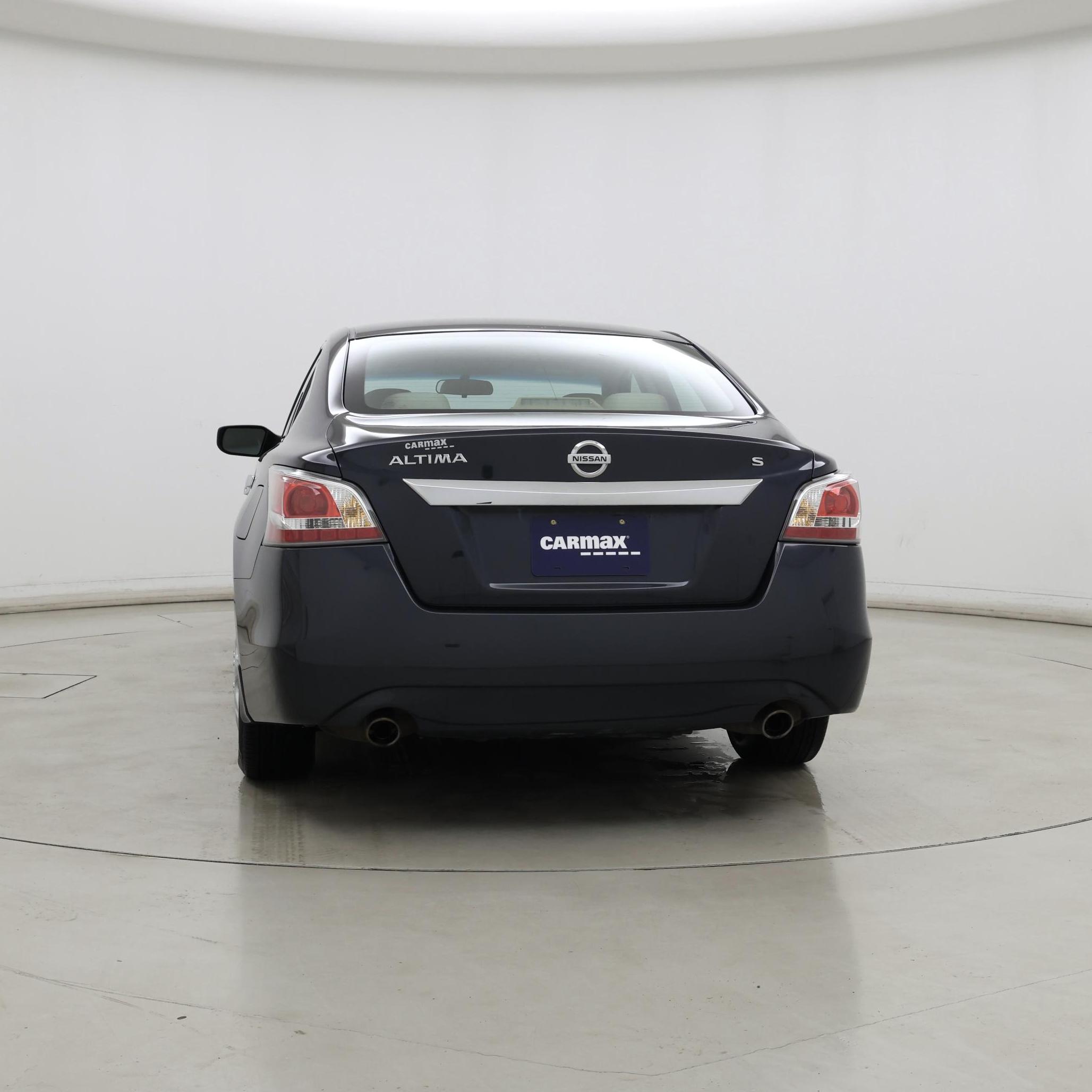 Thumbnail: 2015 Nissan Altima - 6