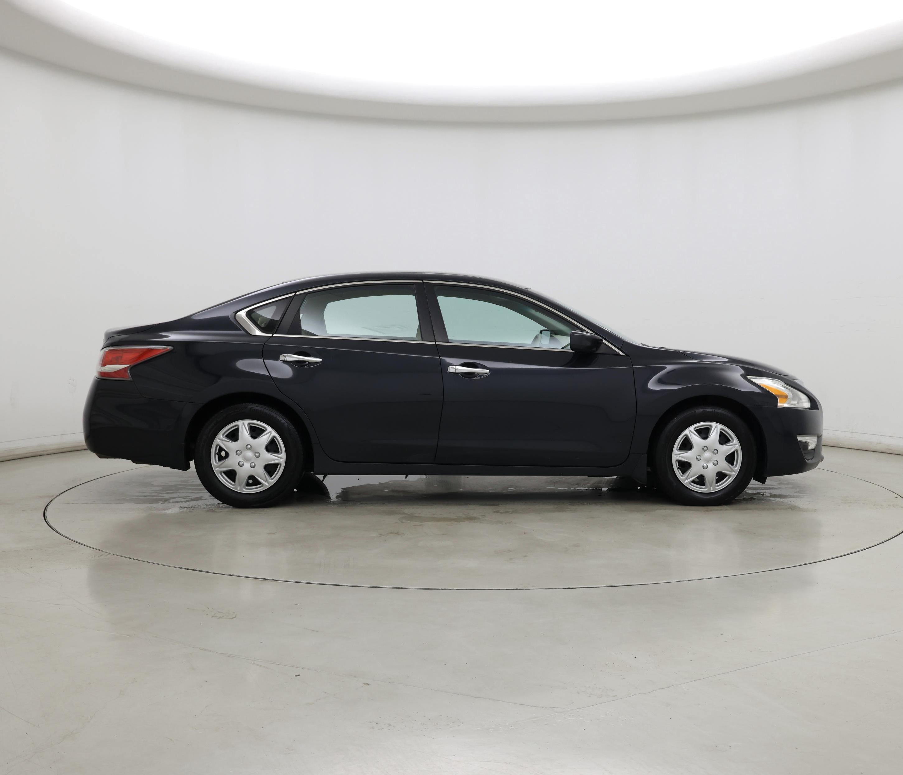 Thumbnail: 2015 Nissan Altima - 7