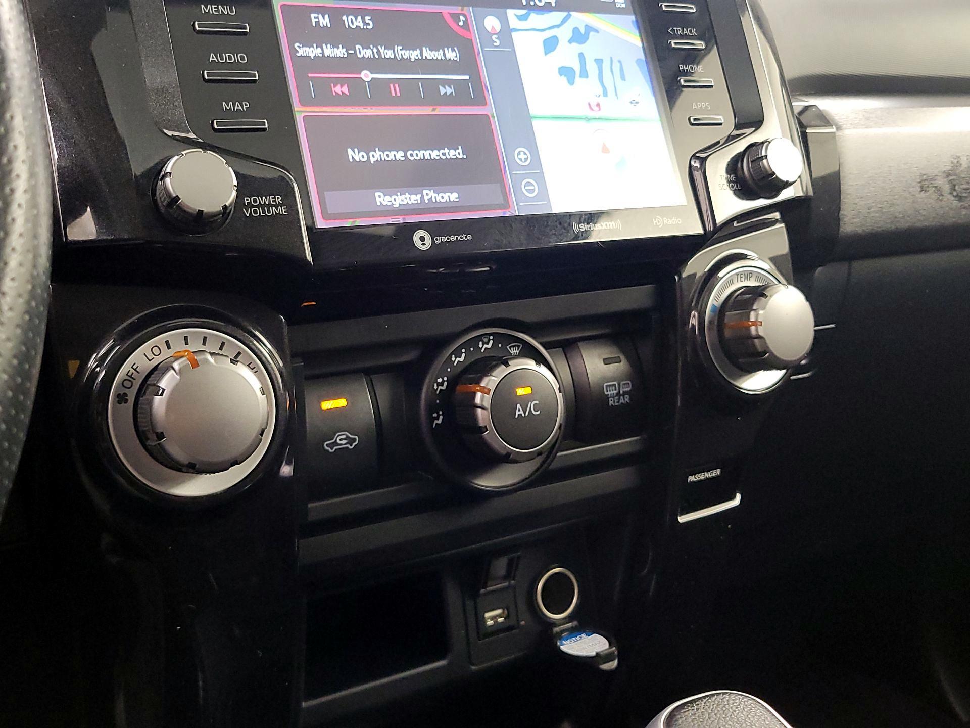 Thumbnail: 2021 Toyota 4Runner - 17