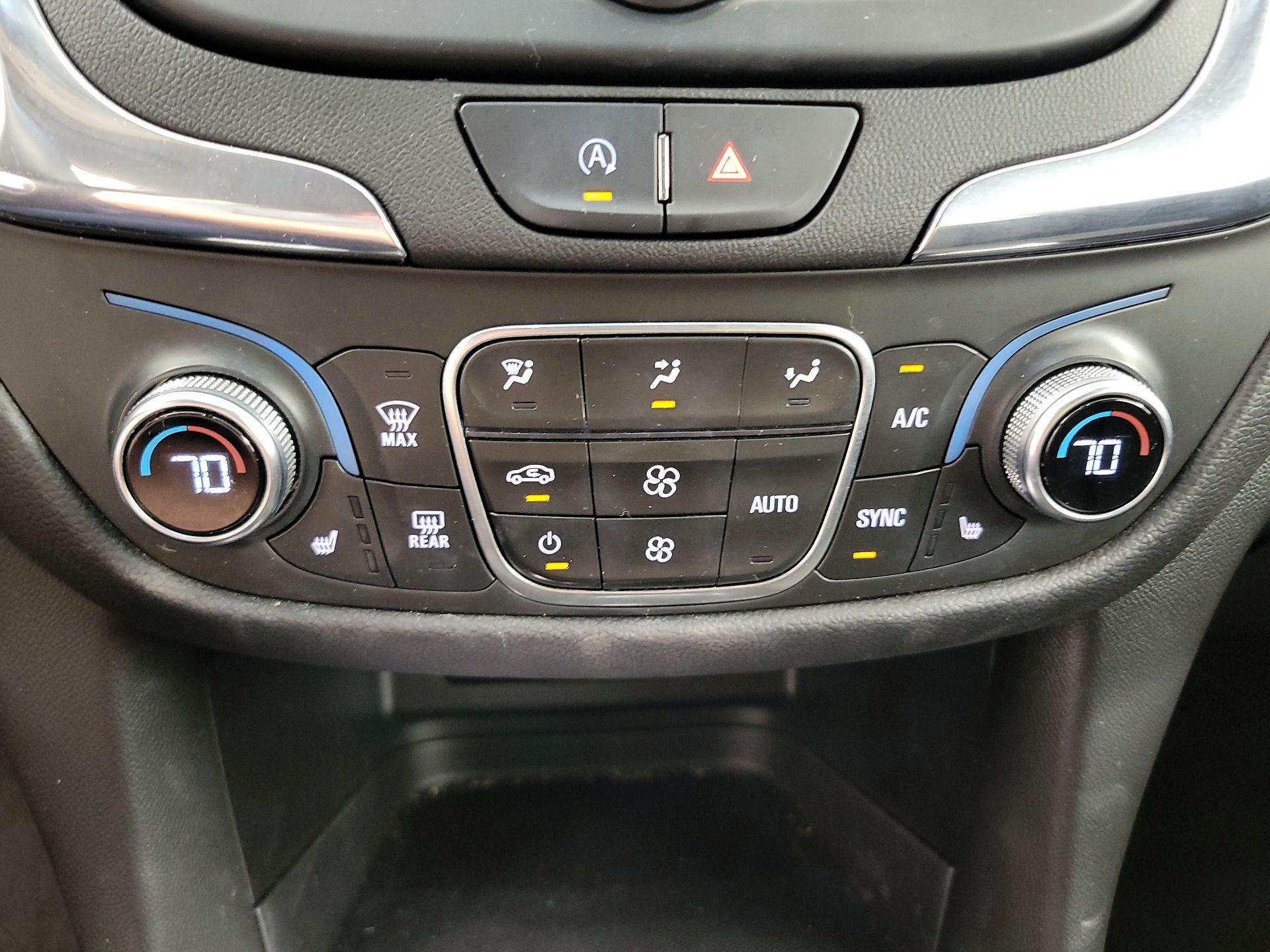 Thumbnail: 2023 Chevrolet Equinox - 17