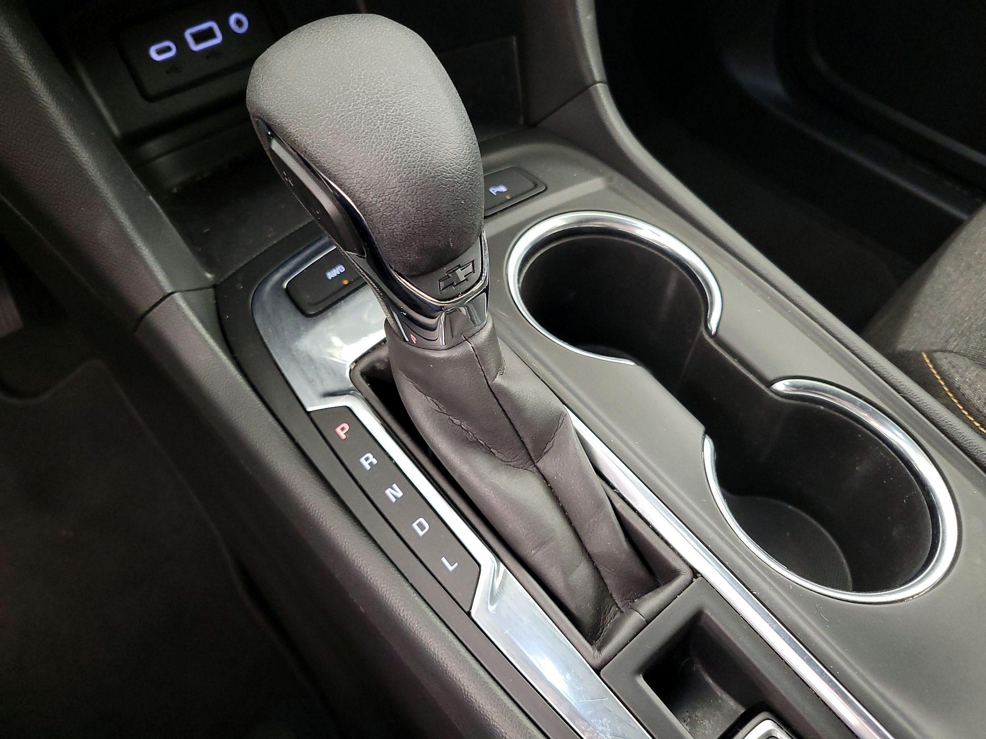 Thumbnail: 2023 Chevrolet Equinox - 18