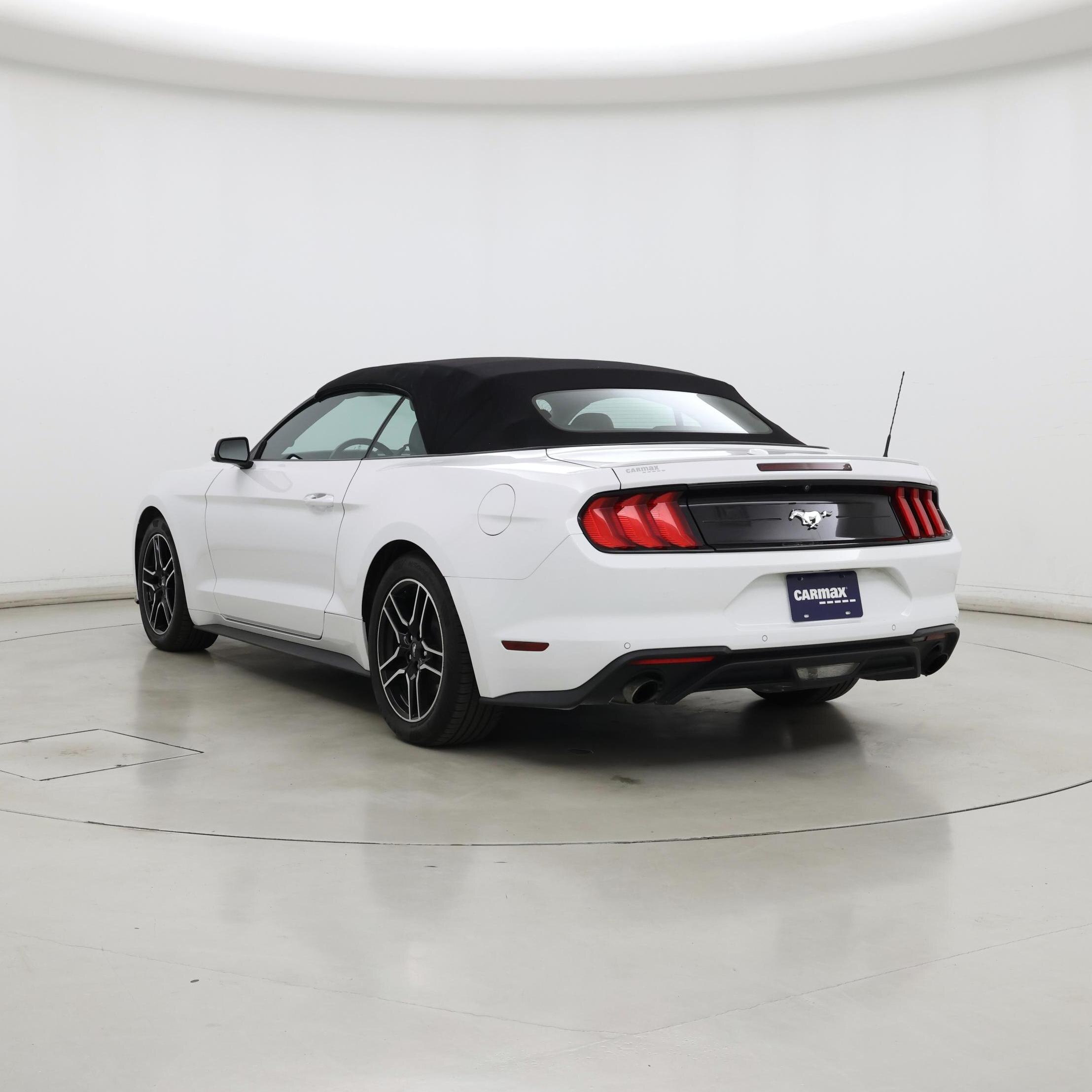Thumbnail: 2022 Ford Mustang - 2
