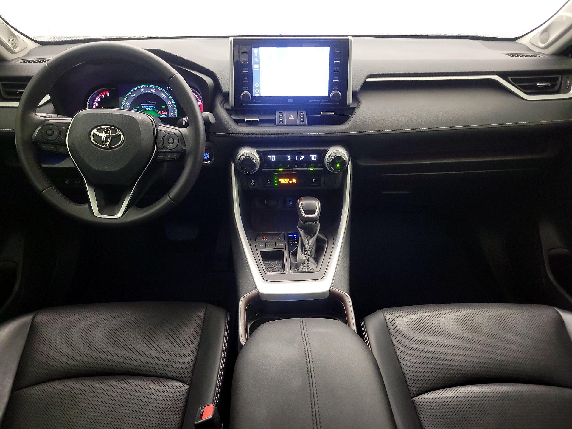 Thumbnail: 2021 Toyota RAV4 - 9