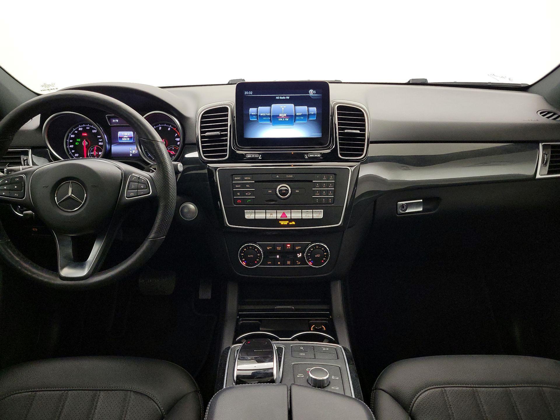 Thumbnail: 2017 Mercedes-Benz GLE - 9