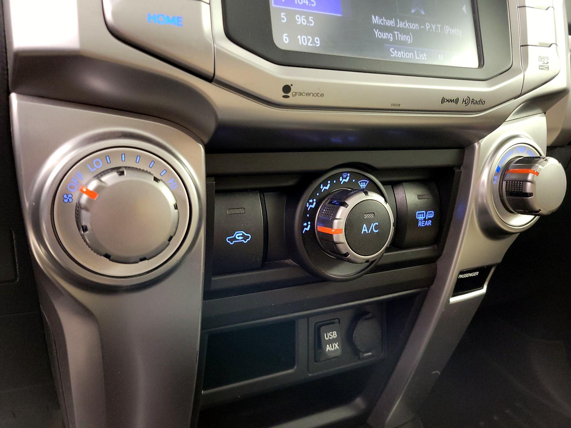 Thumbnail: 2016 Toyota 4Runner - 17