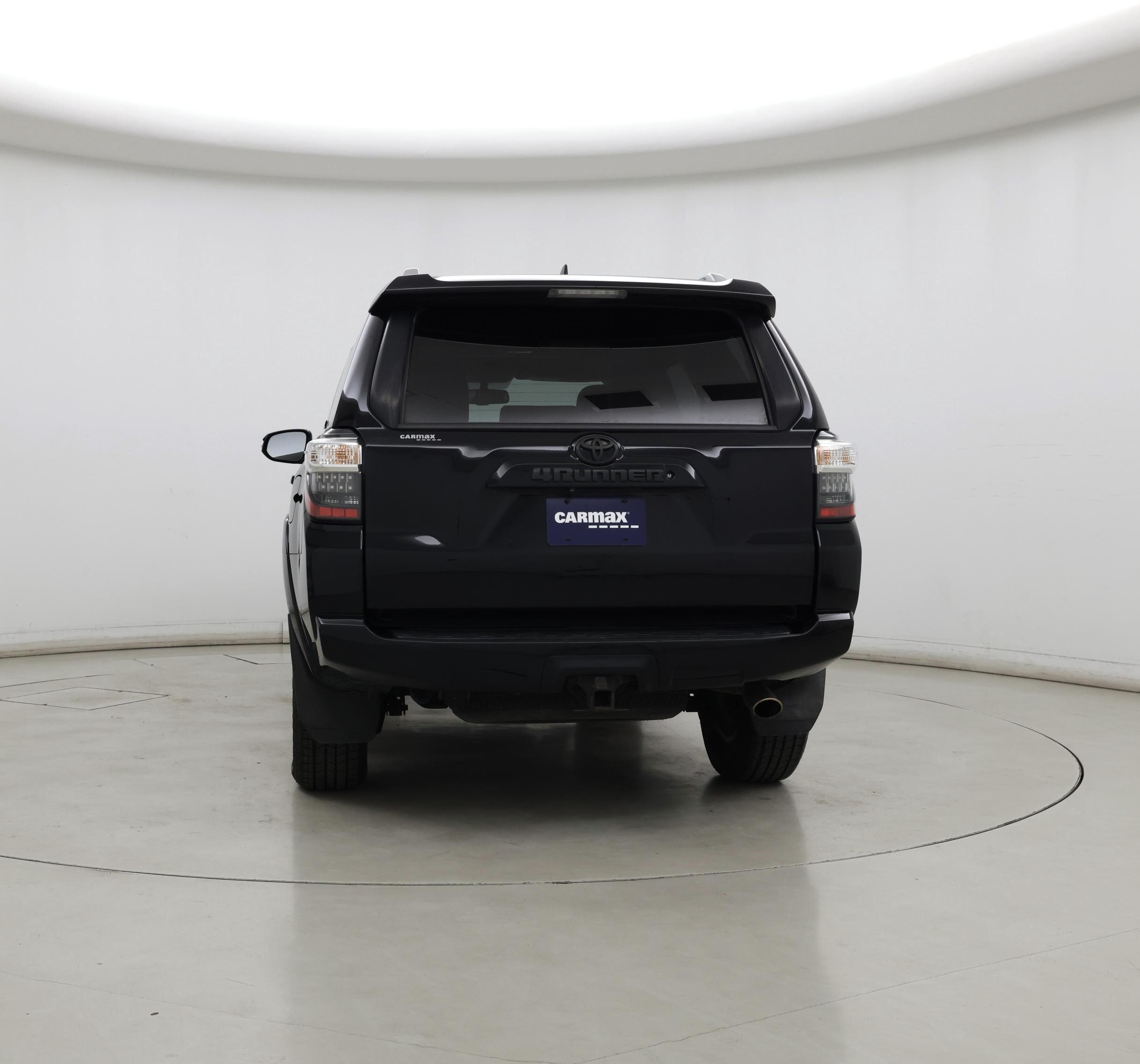 Thumbnail: 2016 Toyota 4Runner - 6