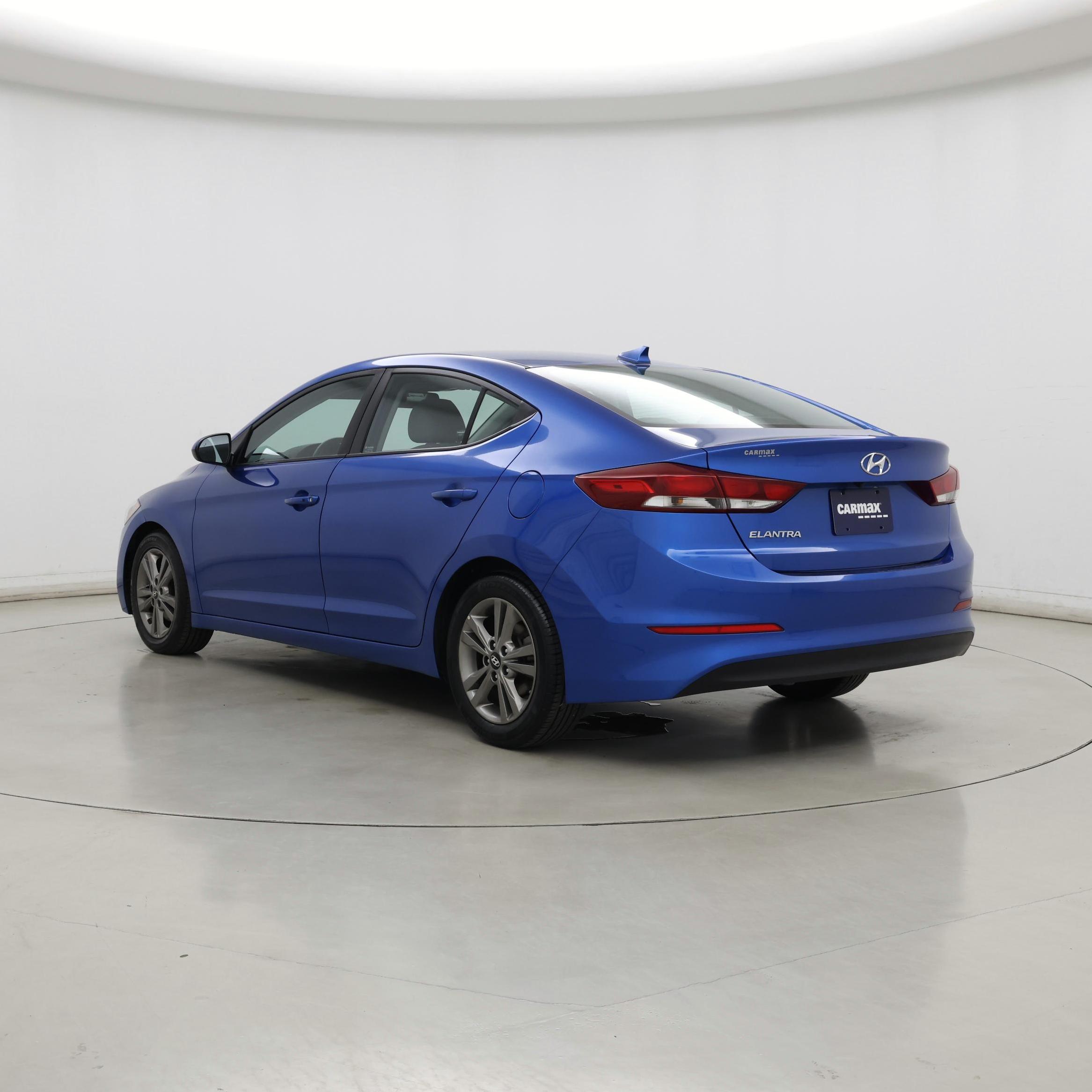 Thumbnail: 2018 Hyundai Elantra - 2