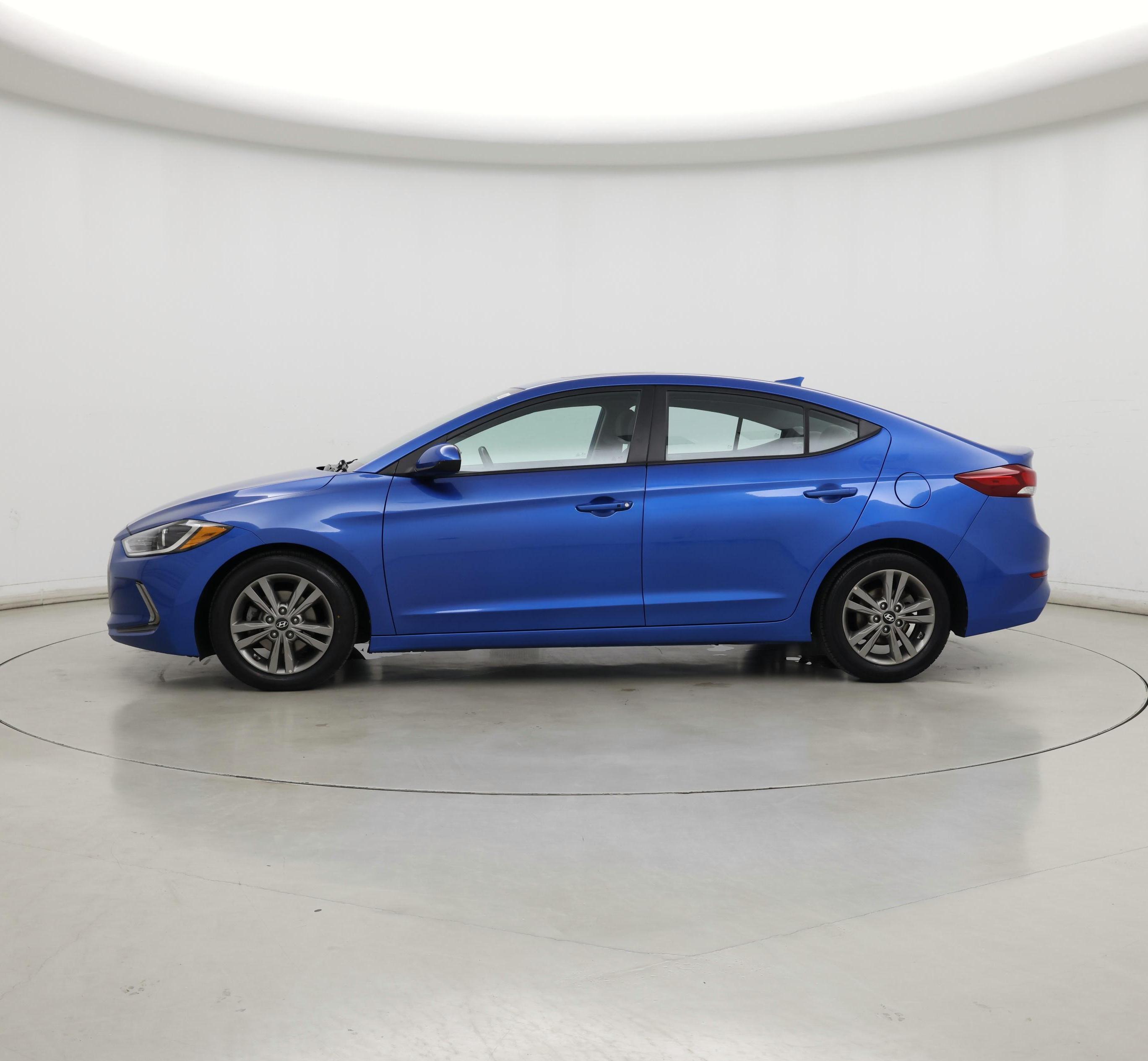 Thumbnail: 2018 Hyundai Elantra - 3