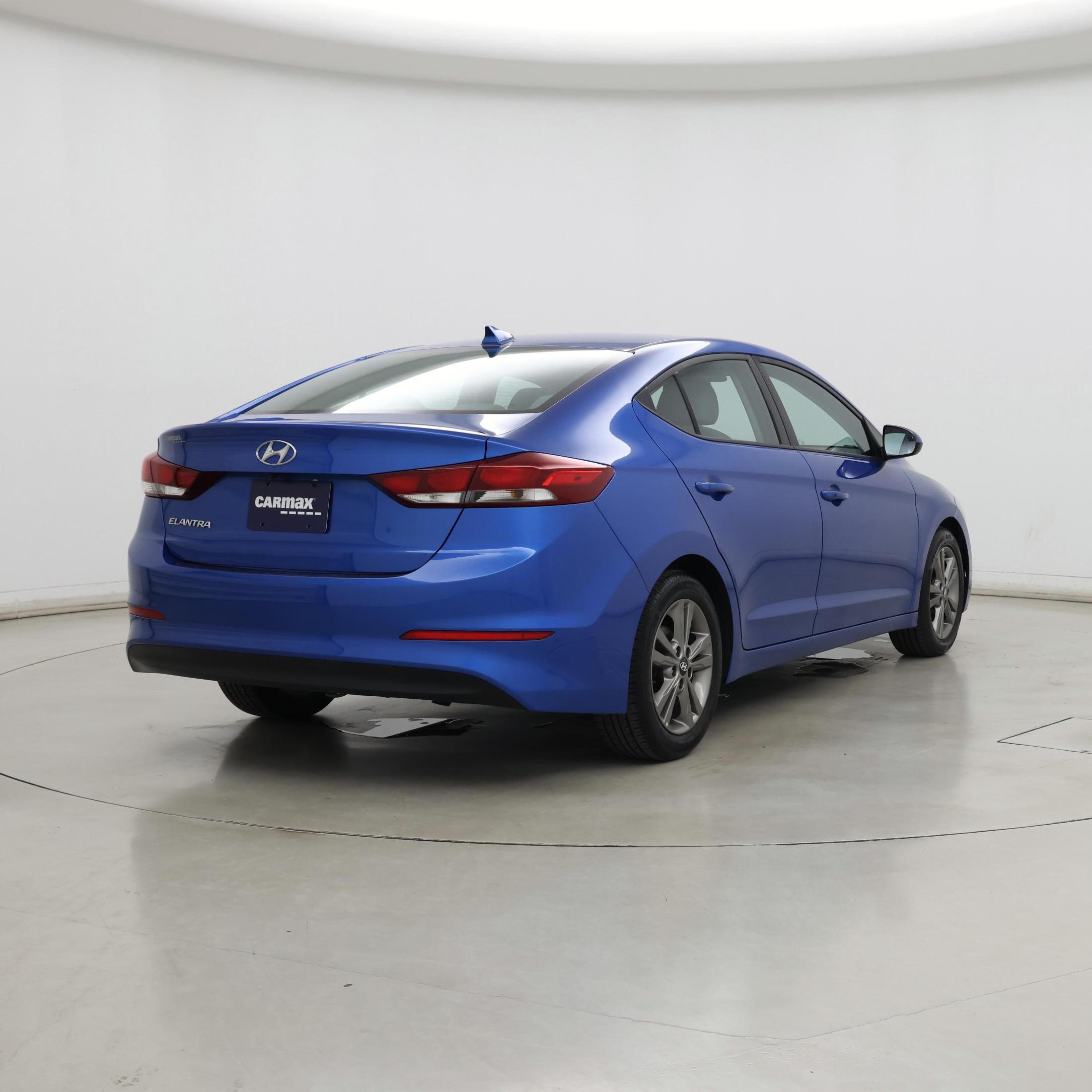 Thumbnail: 2018 Hyundai Elantra - 8