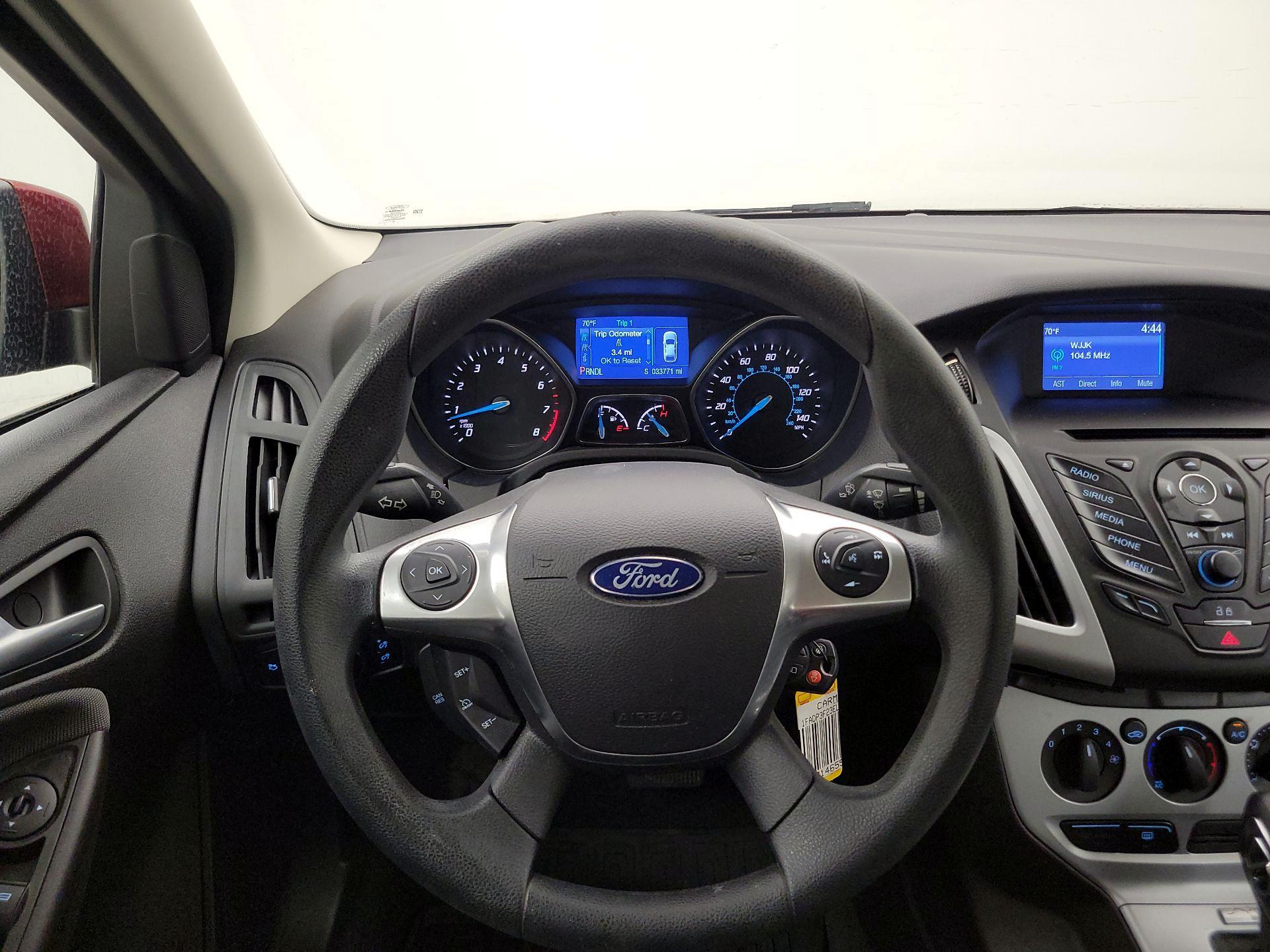 Thumbnail: 2014 Ford Focus - 10