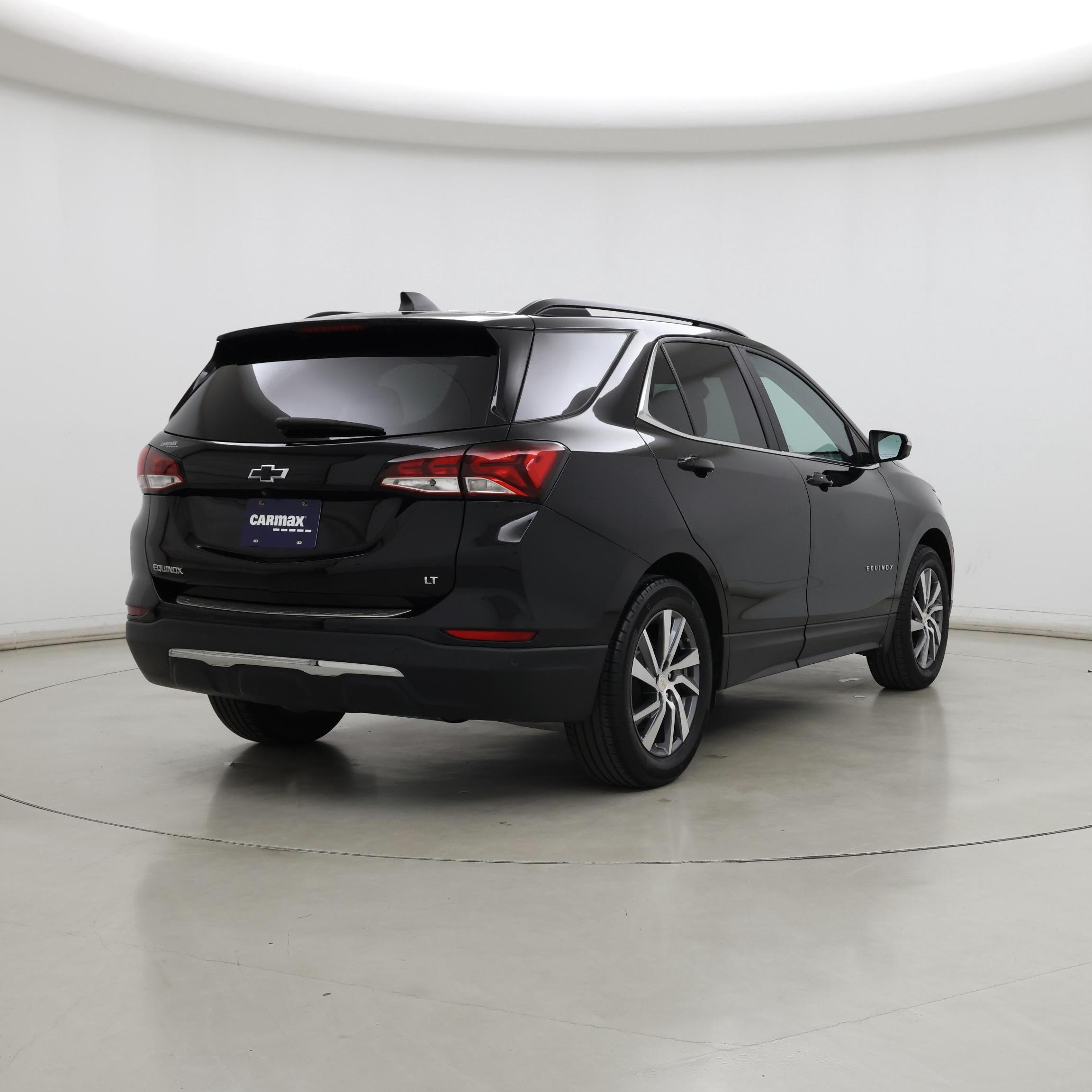 Thumbnail: 2022 Chevrolet Equinox - 8