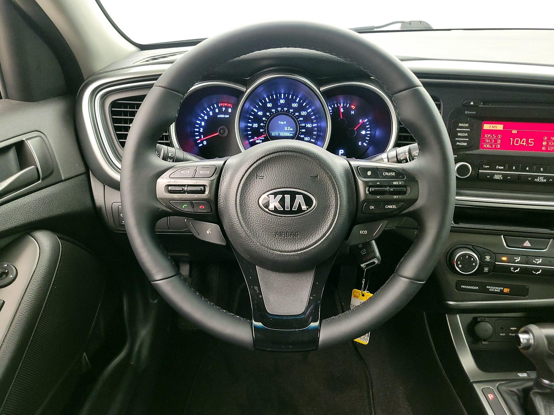 Thumbnail: 2015 Kia Optima - 10