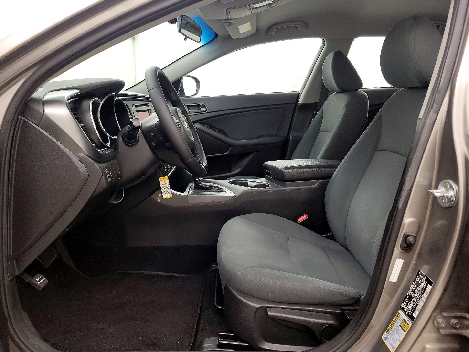 Thumbnail: 2015 Kia Optima - 11