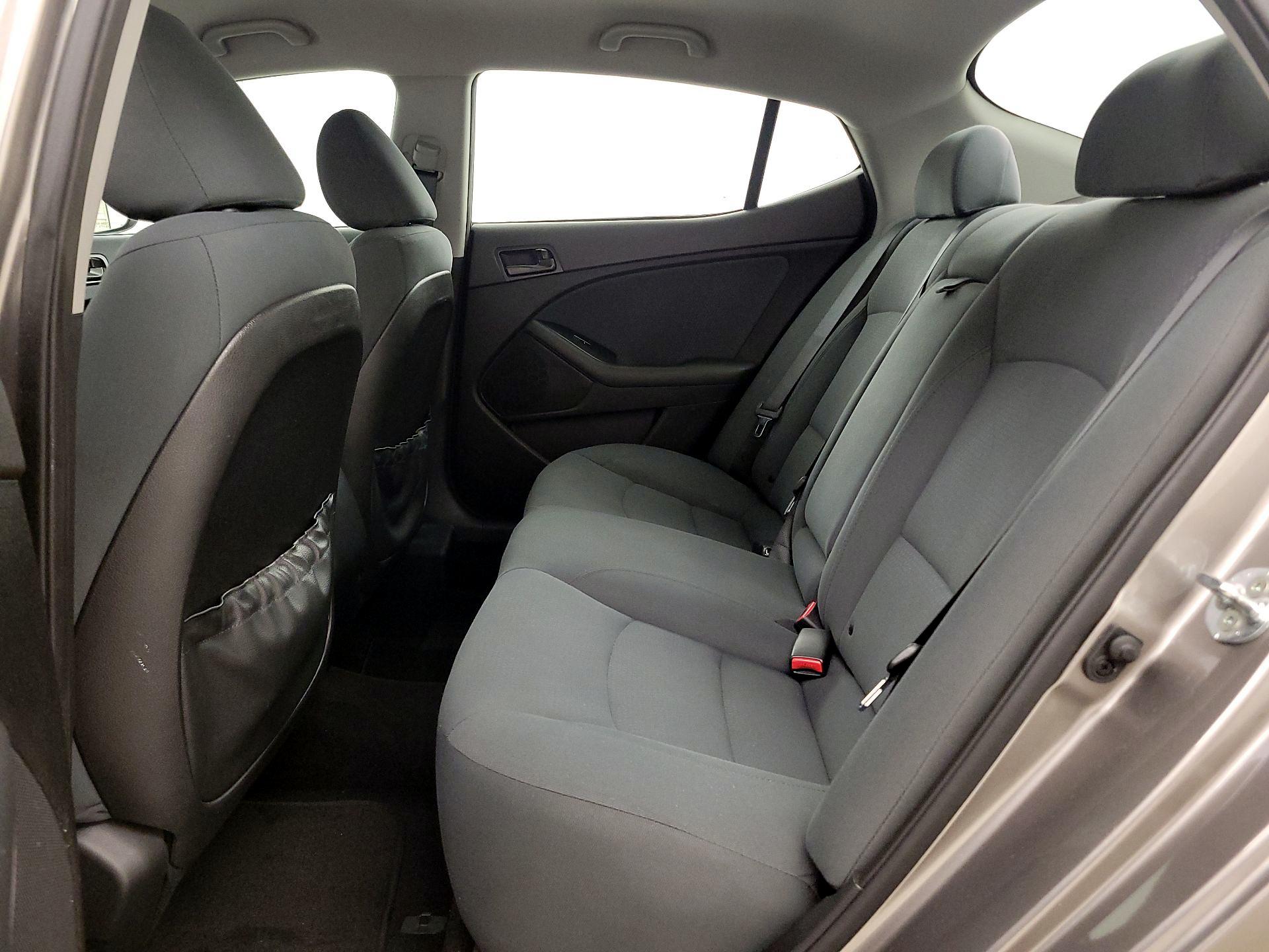 Thumbnail: 2015 Kia Optima - 18