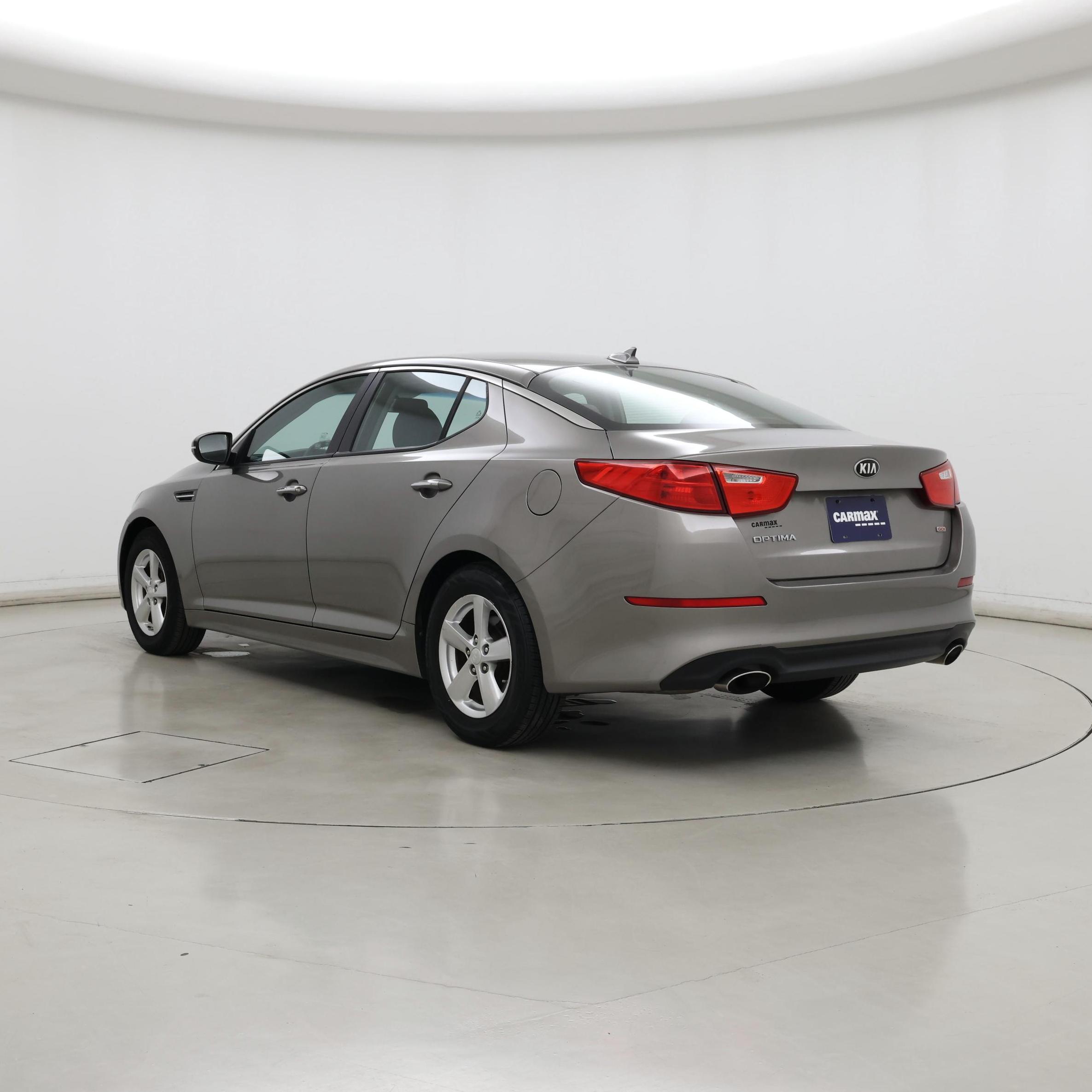 Thumbnail: 2015 Kia Optima - 2